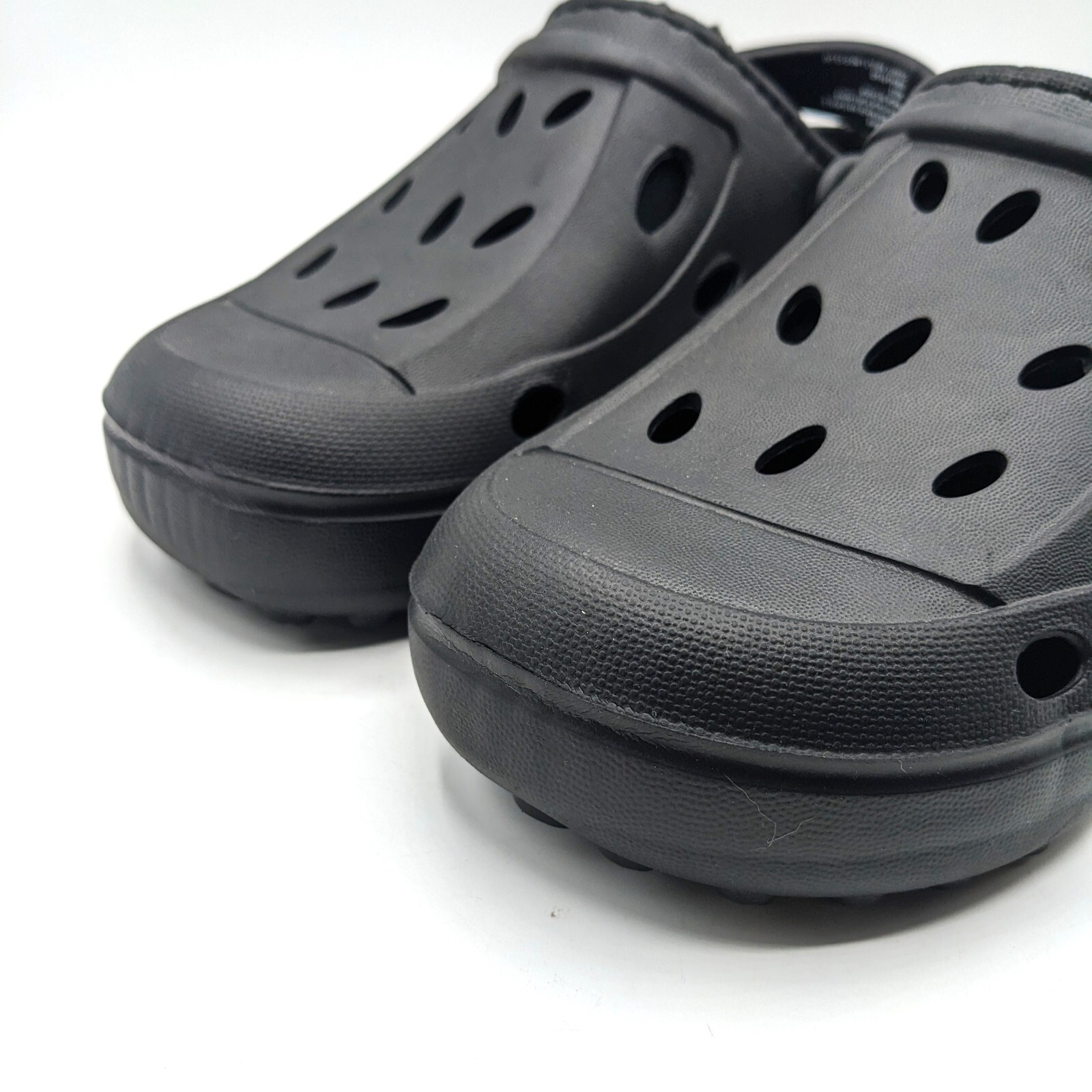 Berkley Jensen “Adult Clogs with Faux Fur Lining” Indoor Outdoor Shoes Black NEW