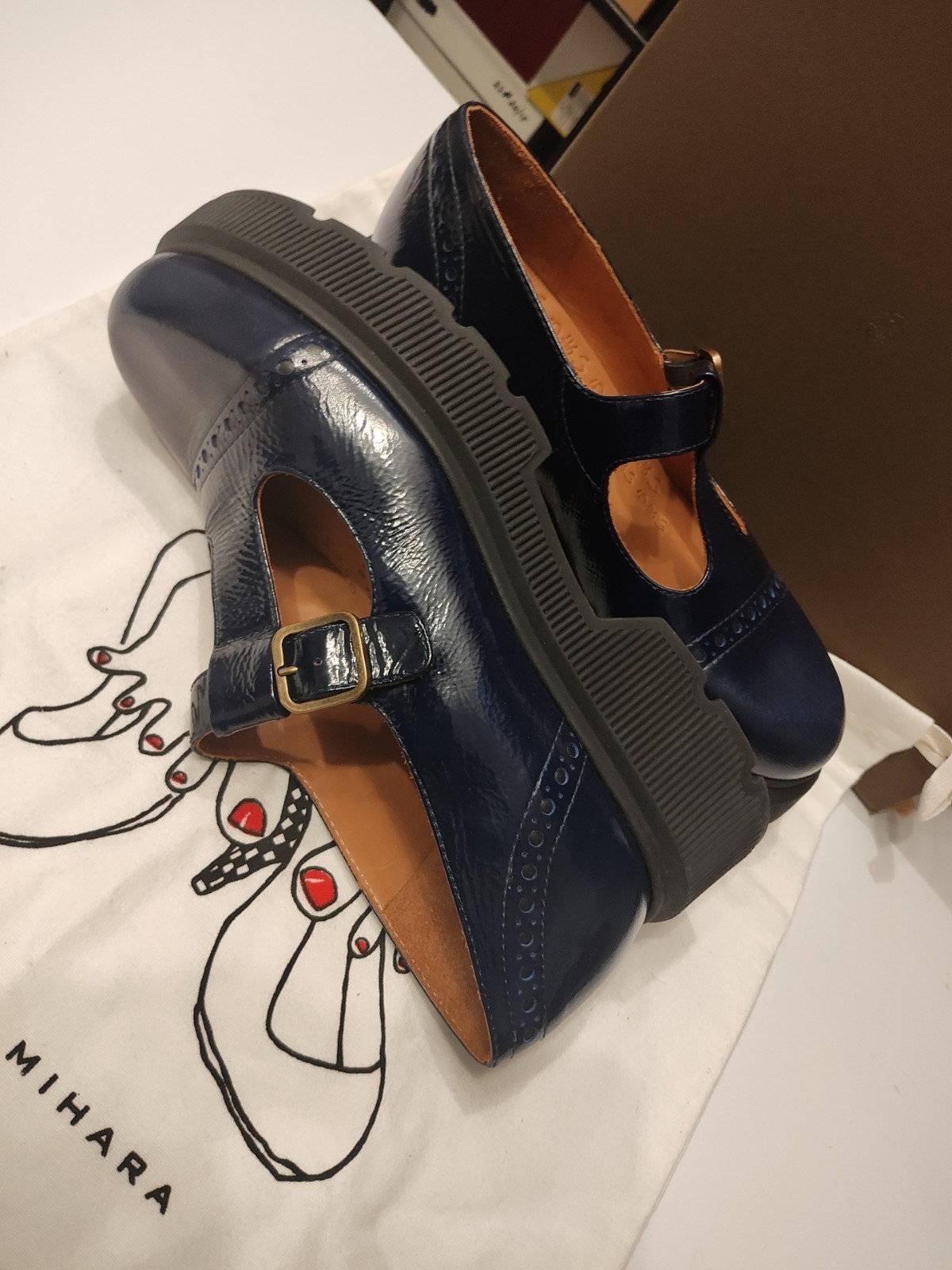 NIB Chie Mihara Qauja Sucre Navy 42