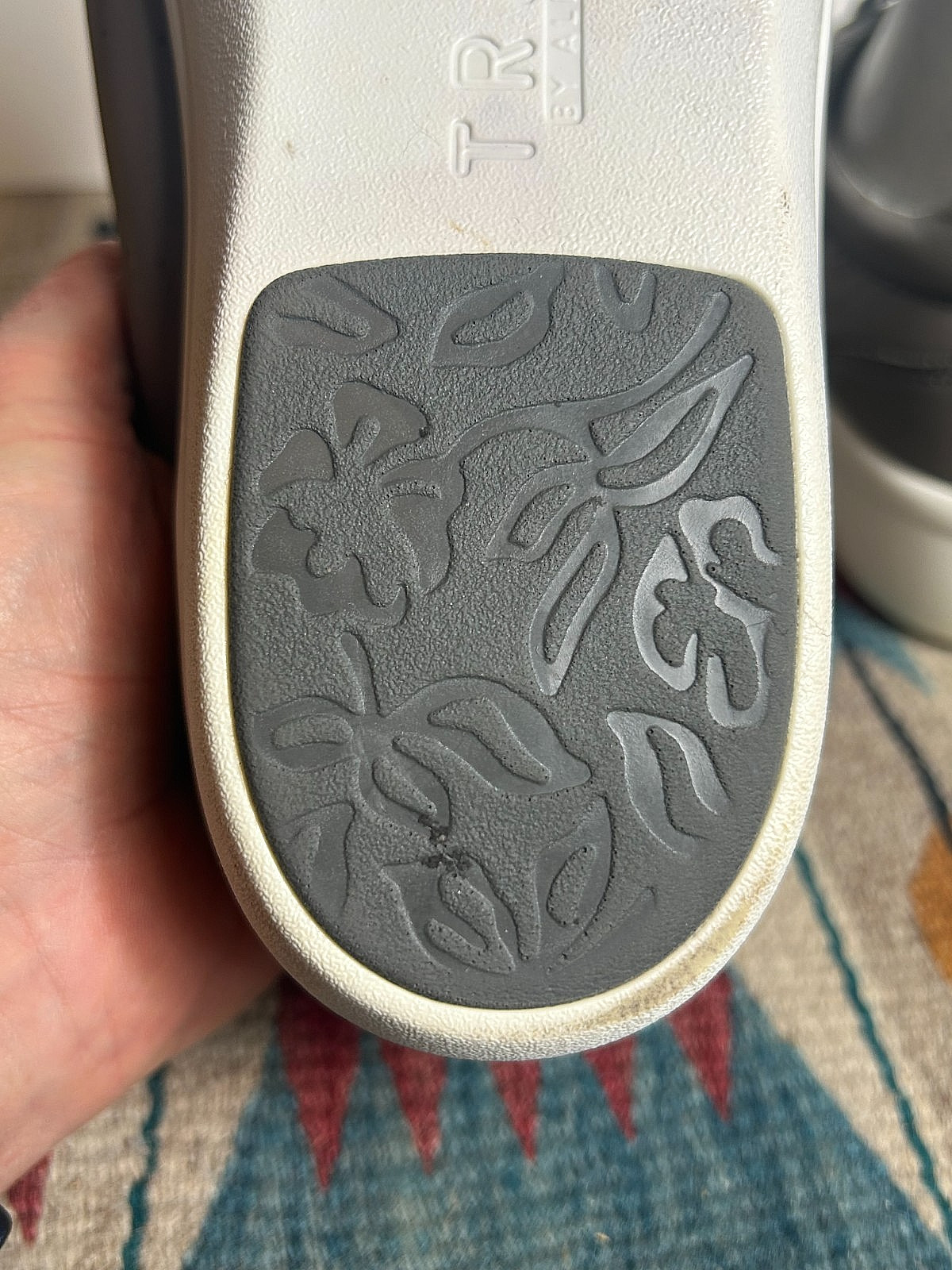 Women’s TRAQ “CILQ” By Alegria Slate Grey Leather Walking Shoe Sz. 41/10.5