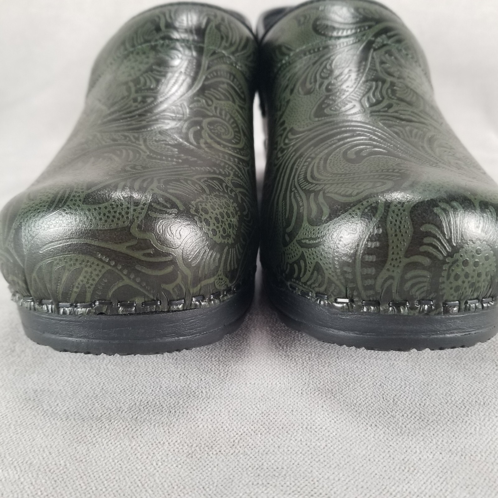 Sanita The Original Danish Clog Women’s Shoes Size Eu 38 US 6.5-7 Green Leather