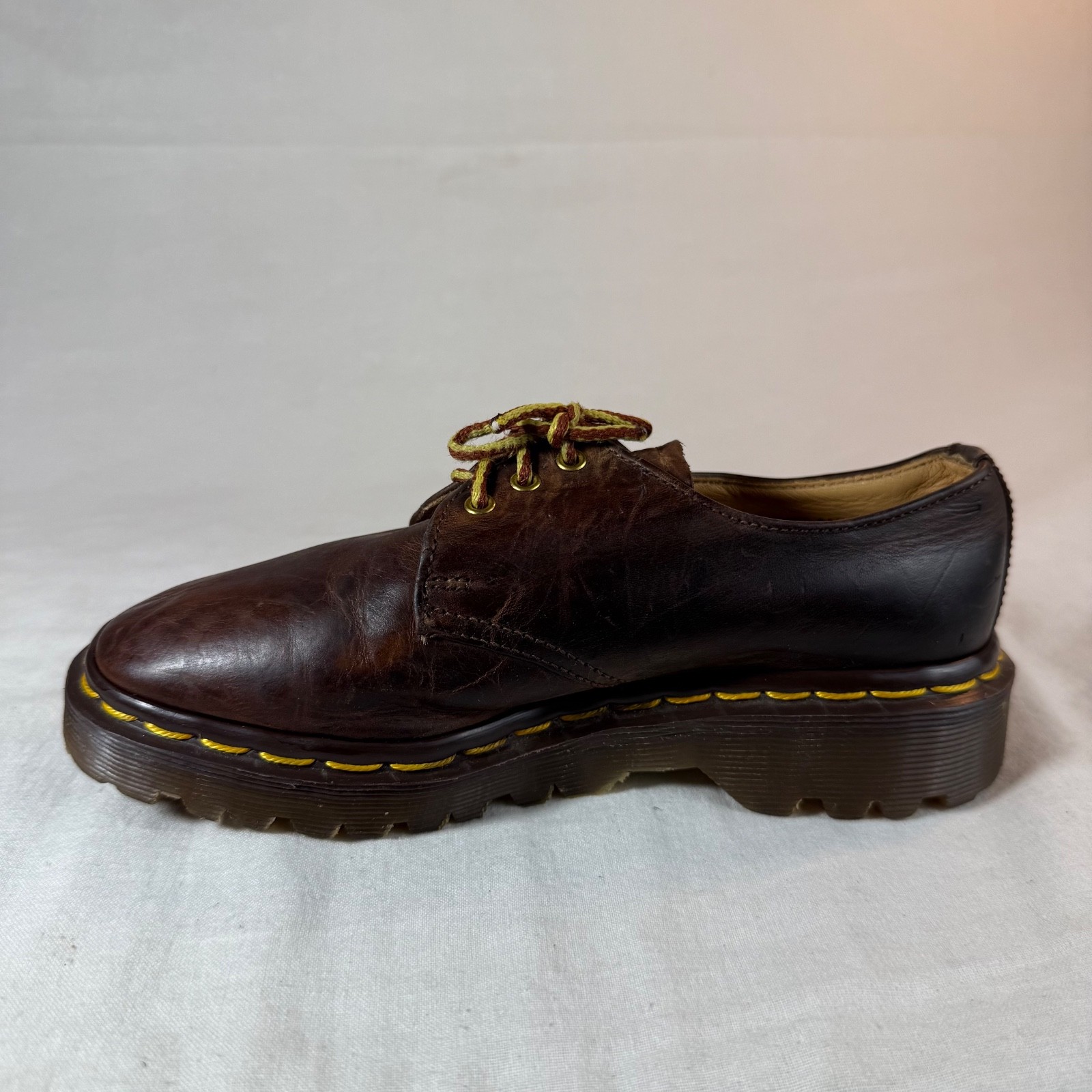 DR. MARTENS RARE VINTAGE MADE IN ENGLAND OXFORDS 1461 WOMENS UK SIZE 2 US 4 1G