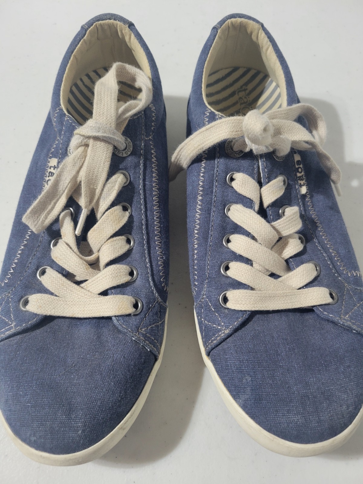 Taos Star Canvas Sneakers in Blue Wash Women’s Size 9.5