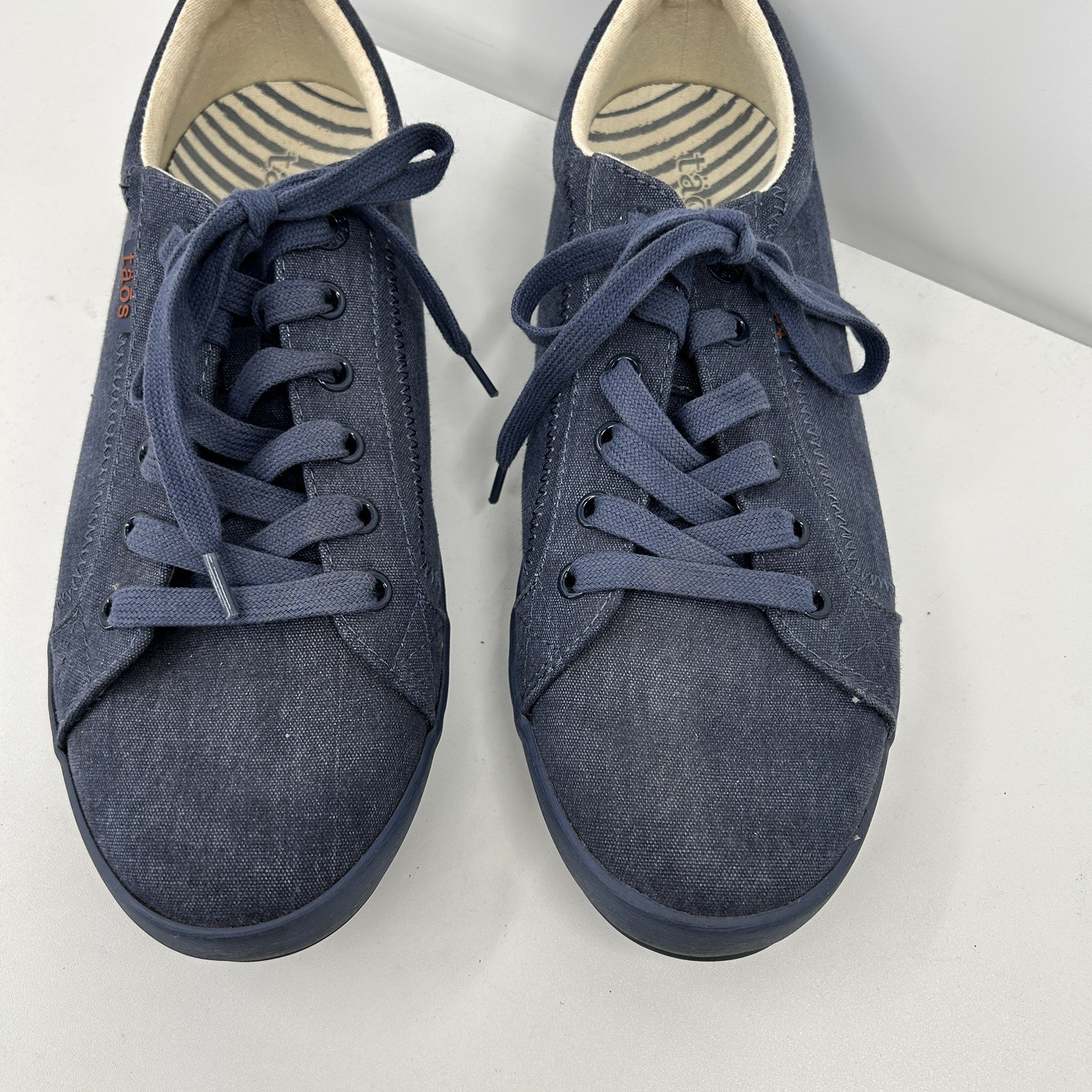 Taos Womens Star Canvas Sneakers Size 10.5 Blue Wash Low Top Preppy Casual