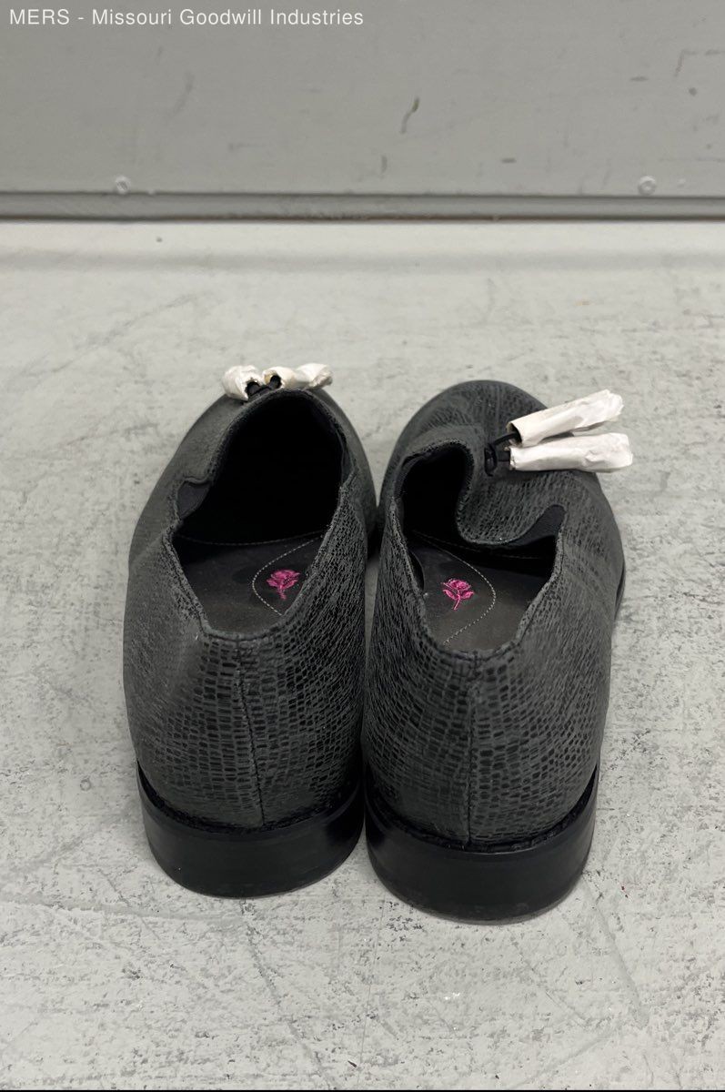 Ros Hommerson Dixie Black Textured Leather Tassel Loafers Women’s Size 6W DS