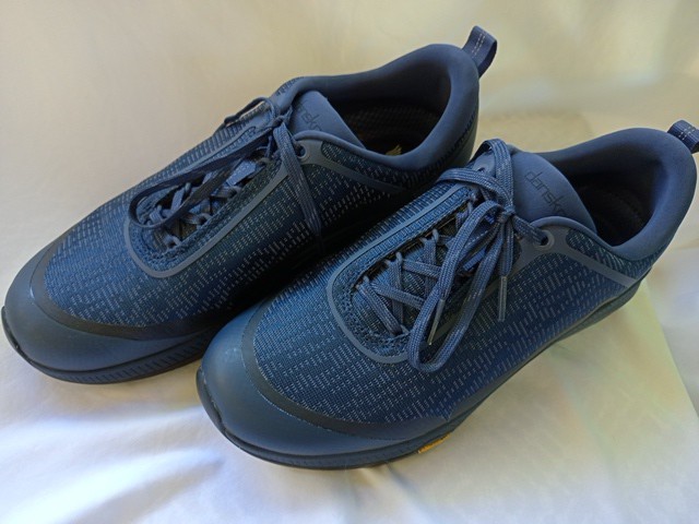 Women Dansko Makayla Tennis Shoes Waterproof Arch Plus Vibram Sole Size US 8.5