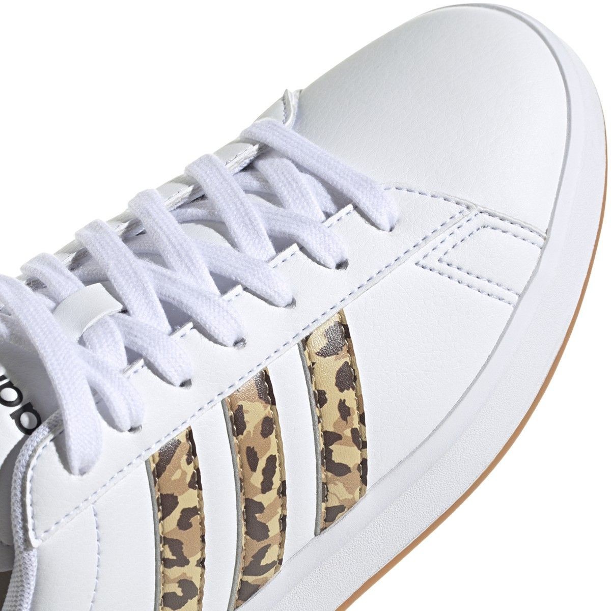 Brand New Shoes Universal Women Adidas Grand Court 20 GW7124 White Size 6