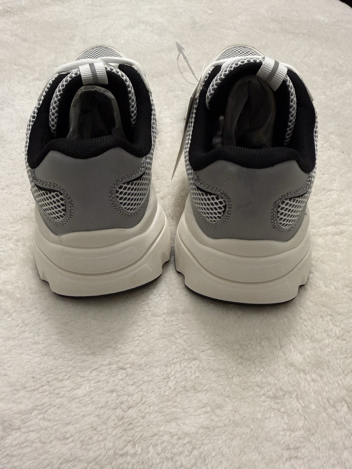 Low Top Mesh Synthetic White Black Gray Women’s Lace Up Athletic Sneakers