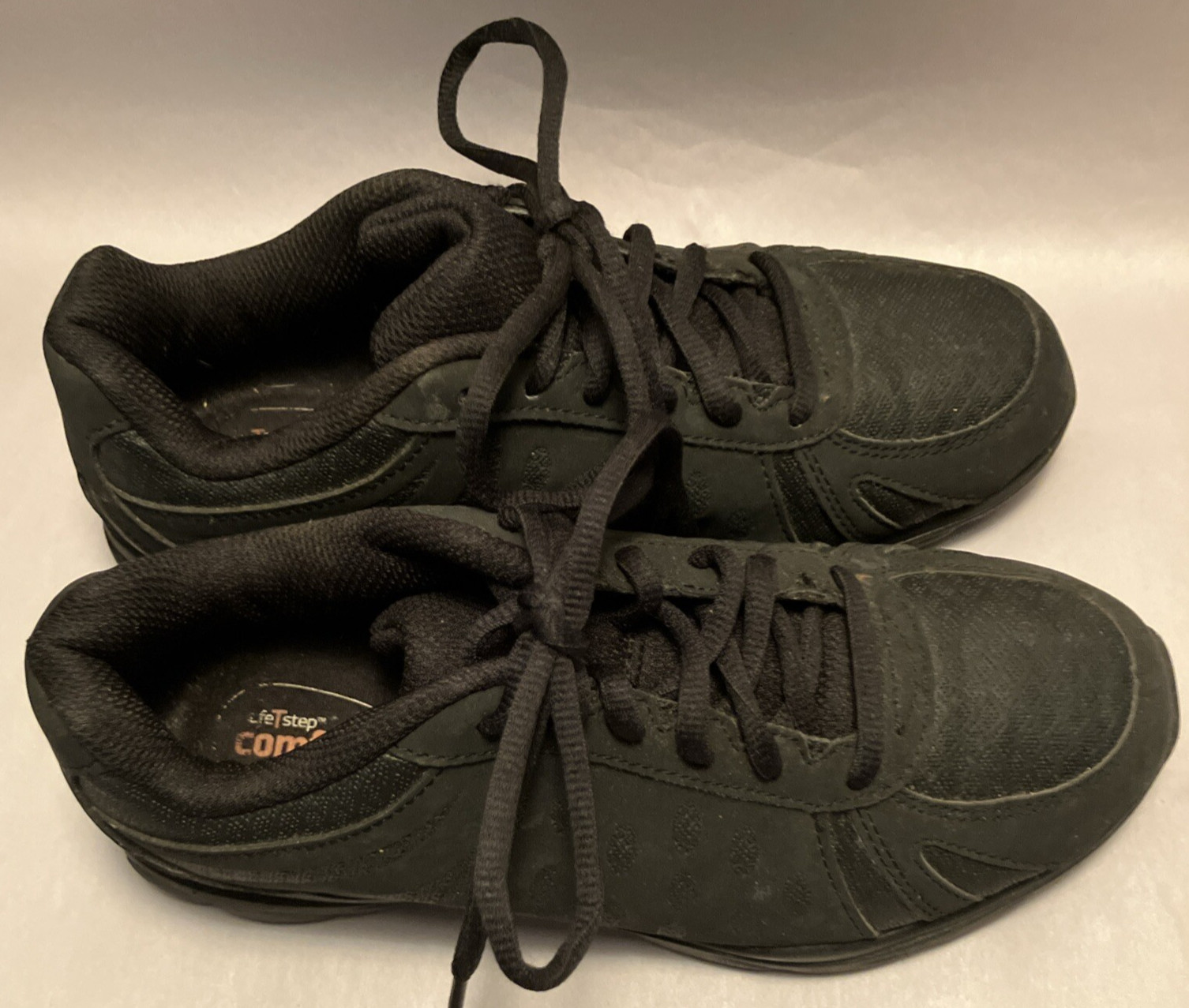 SafeTStep Comfort Women 6 Black Cushion Insole Grip Sole Comfortable Work Shoes