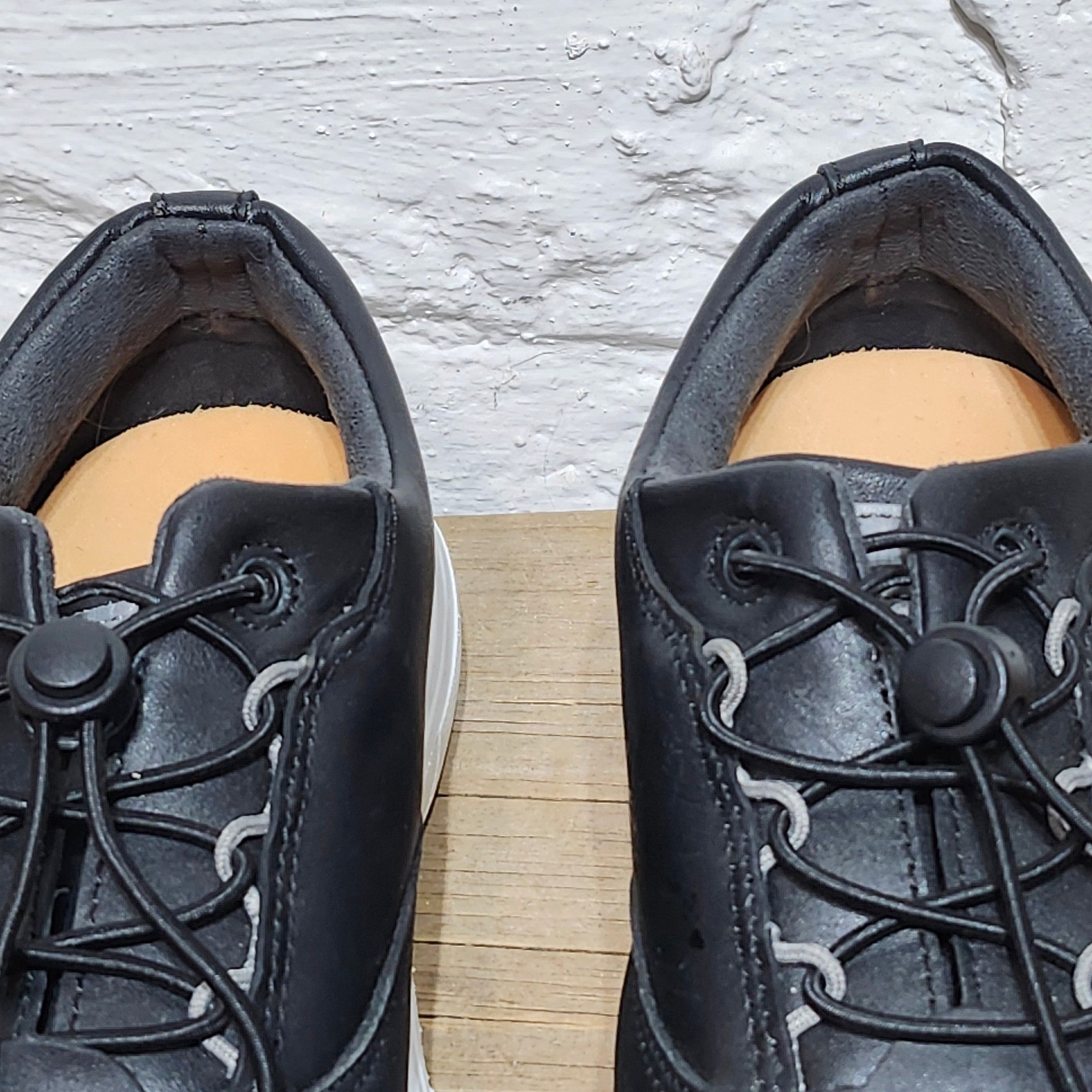 Anodyne No. 93 Black Leather Comfort Walking Shoes Womens 7M Orthopedic Sneaker