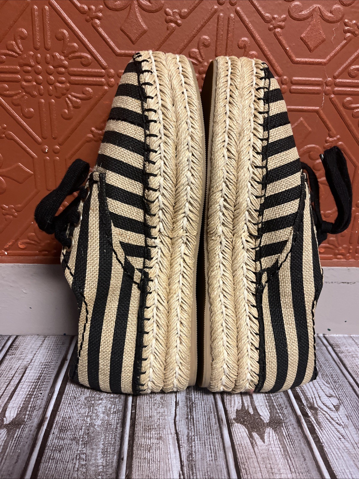 Woman’s Alice + Olivia Rory Espadrille Shoes Striped Lace Up Platform Shoes 9.5