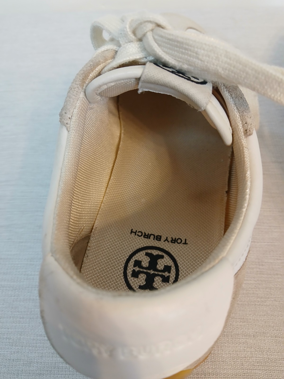 Tory Burch Hank Leather Suede Sneaker Womens 6 Snow White Beige Gum Lace