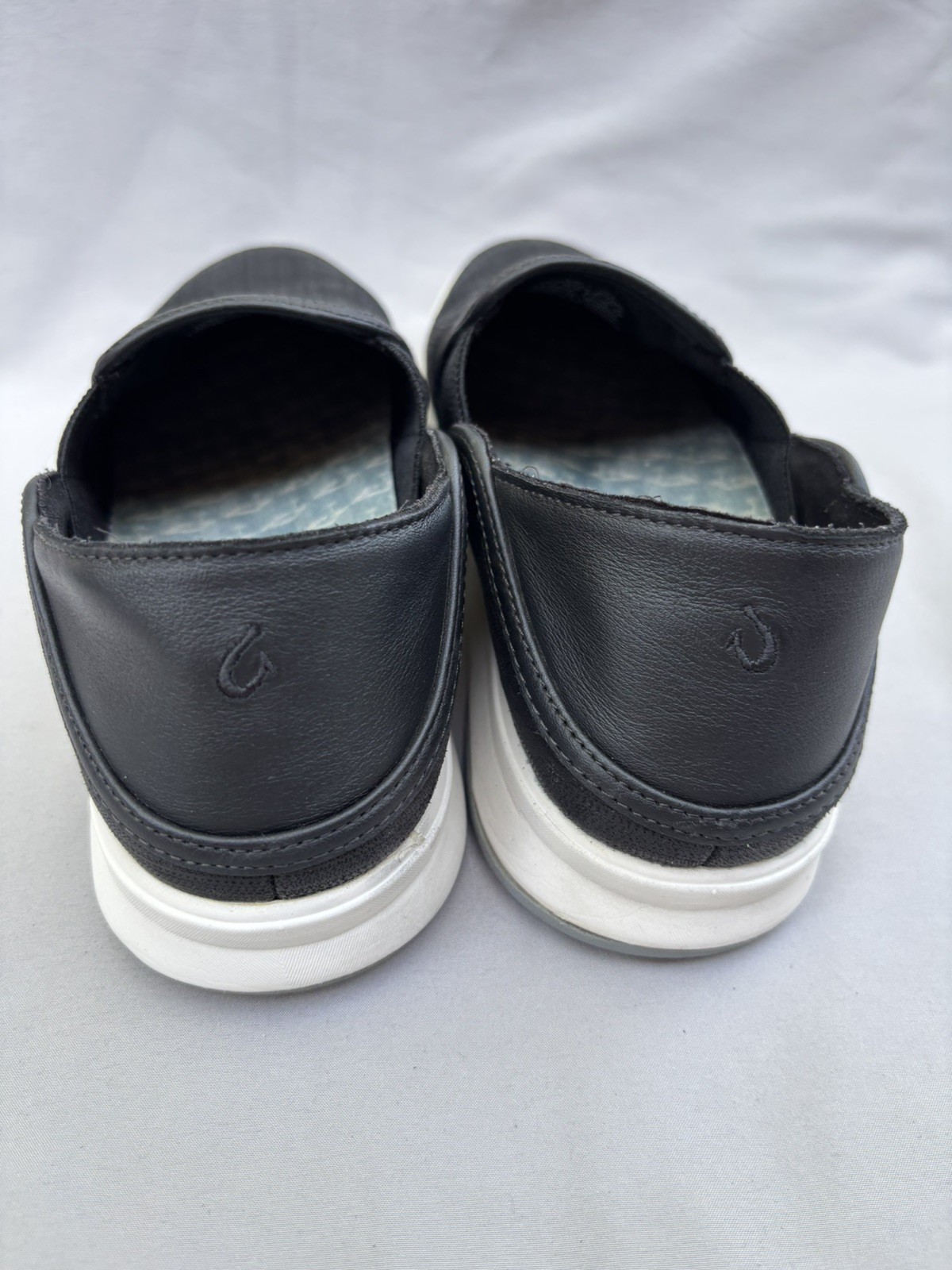 OluKai Shoes Women’s 9 Black Ki’ihele Slip On Low Top Casual Comfort Sneakers