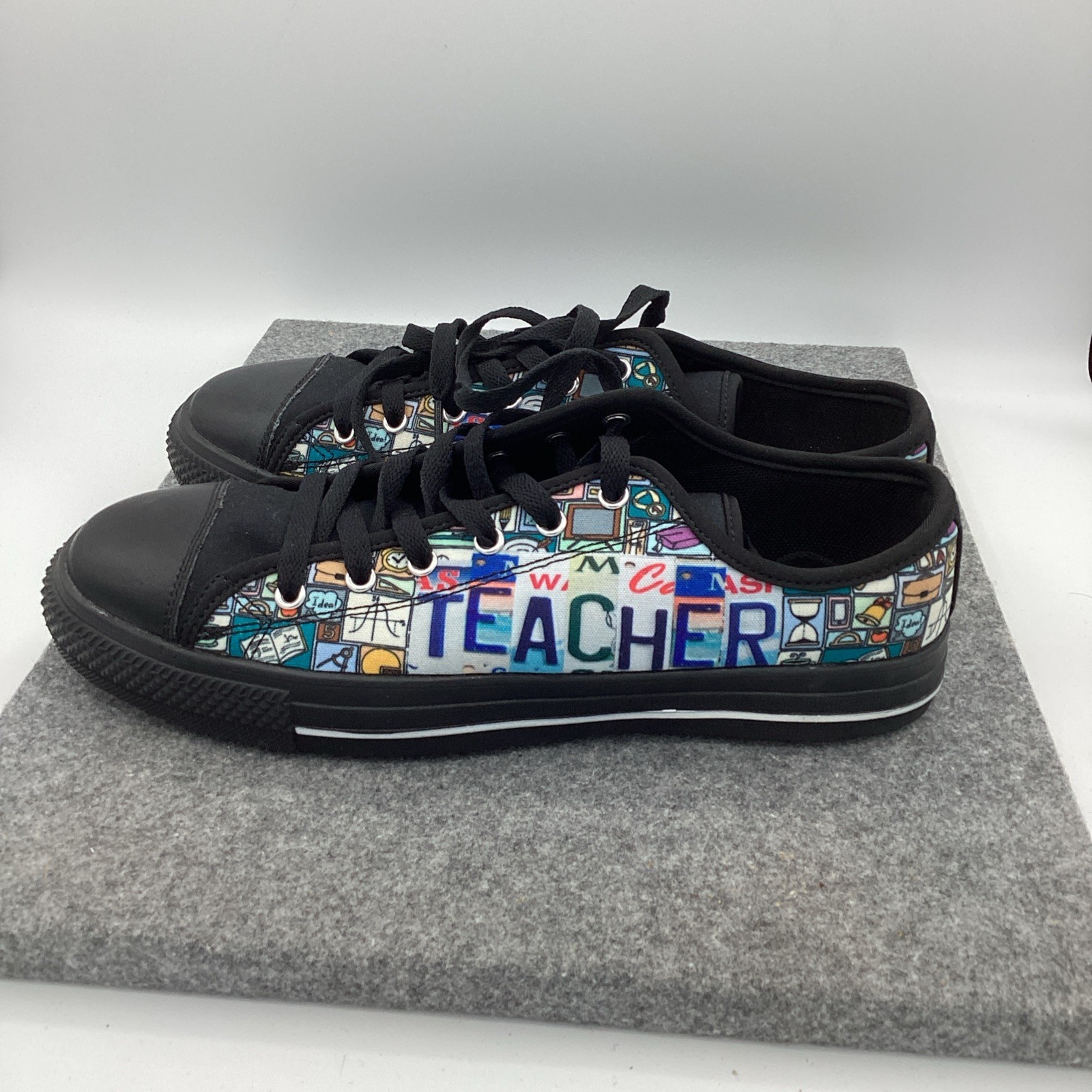 Women’s Teacher Sneakers Classroom Graphic Print Lace-Up Shoes Sz 9