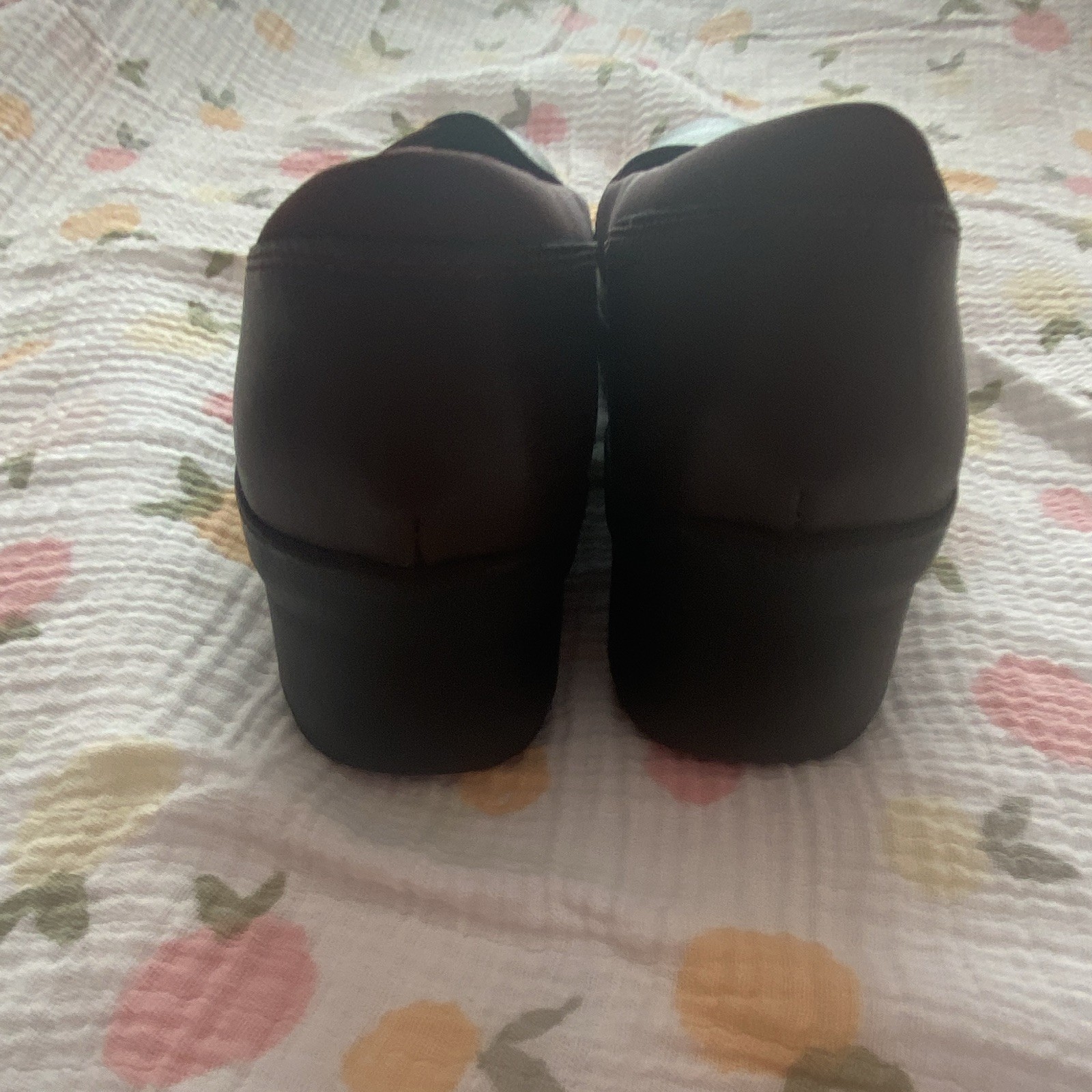 Clarks Collection Suttyn Walk Women’s Leather Comfort Slip-On Burgundy 8.5 W