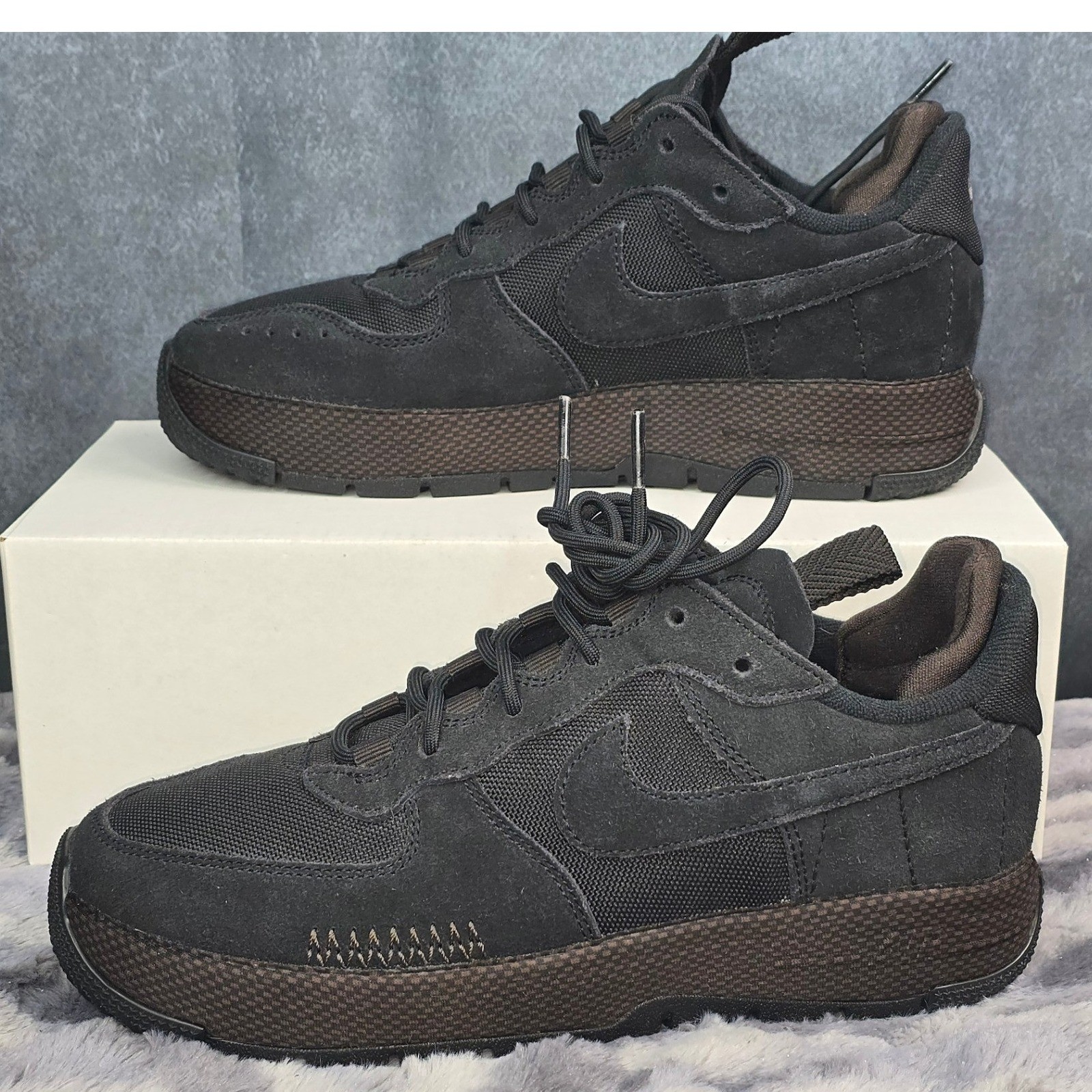 Nike Air Force 1 Wild Black Velvet Brown FB2348-001 Sneakers Womens Size 7 EUC