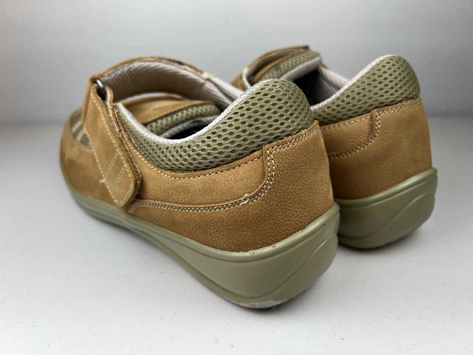 Orthofeet Sarasota Beach Tan Comfort Walking Shoes Womens Sz 11 WIDE Orthopedic
