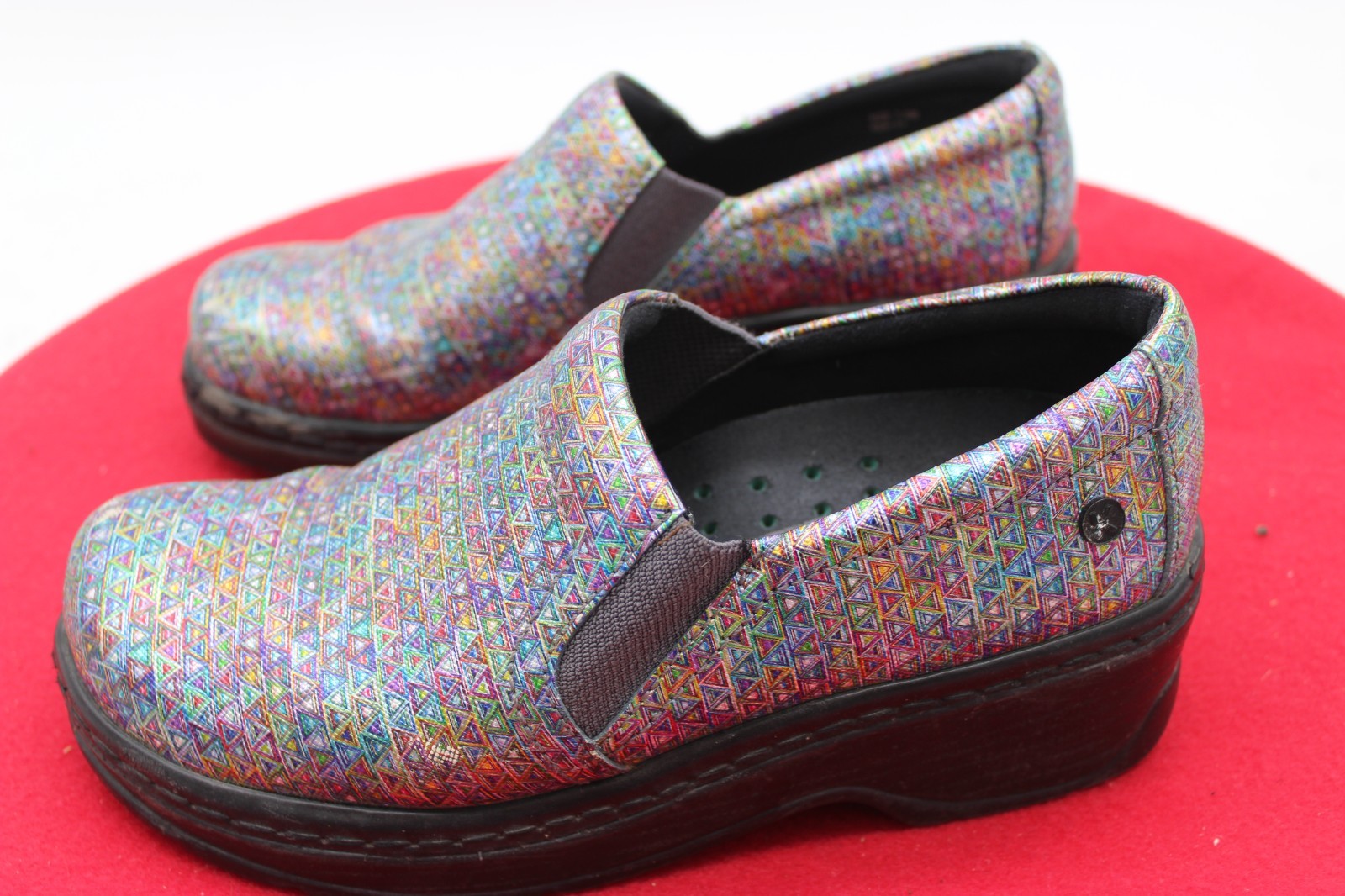 Klogs Footwear Shoes Naples Size 7.5M Geometric Triangle Multicolor Anti Fatigu6
