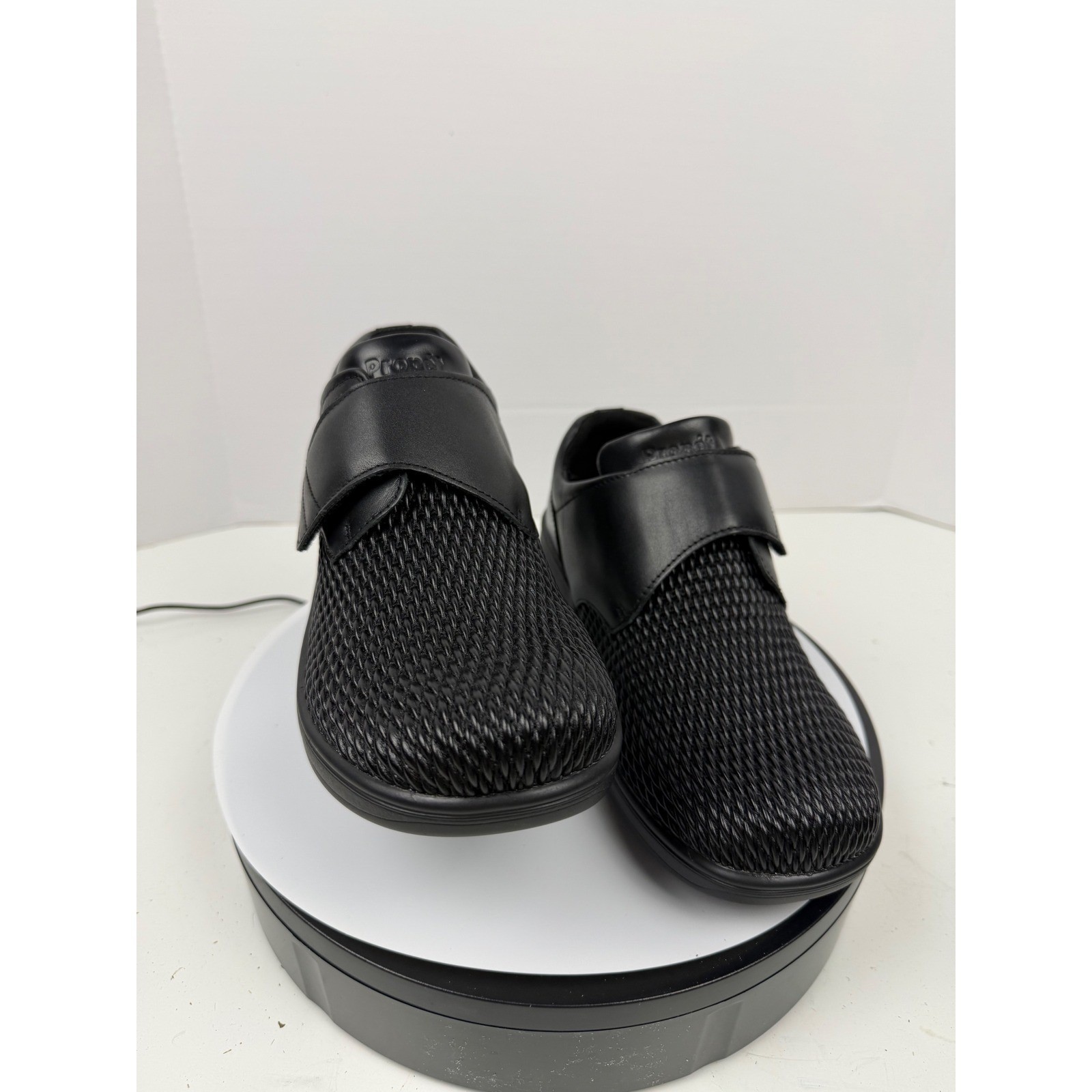 Propet Womens Olivia Black Hook and Loop Adjustable Orthopedic Shoes 10 W (D)