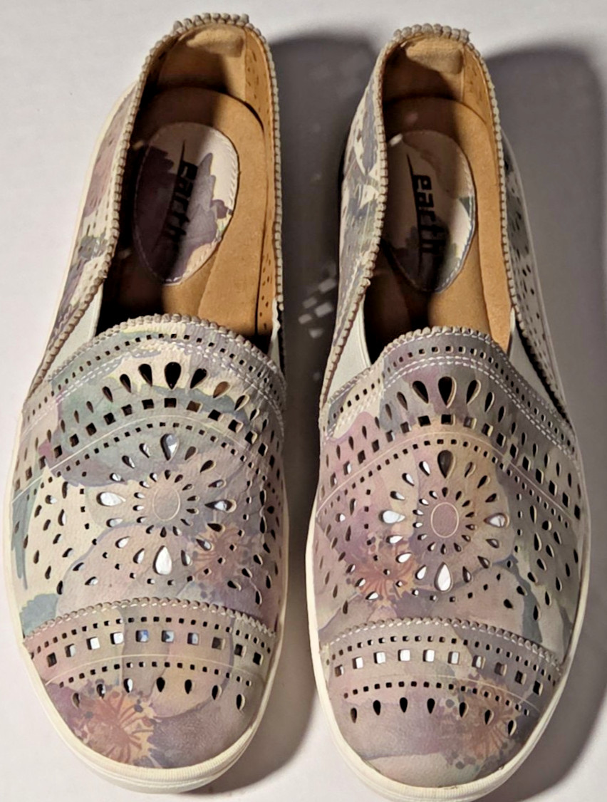 Earthies Tangeo Flower Multi Slip On Shoes Womens 7.5B EU 38 Comfort Flats