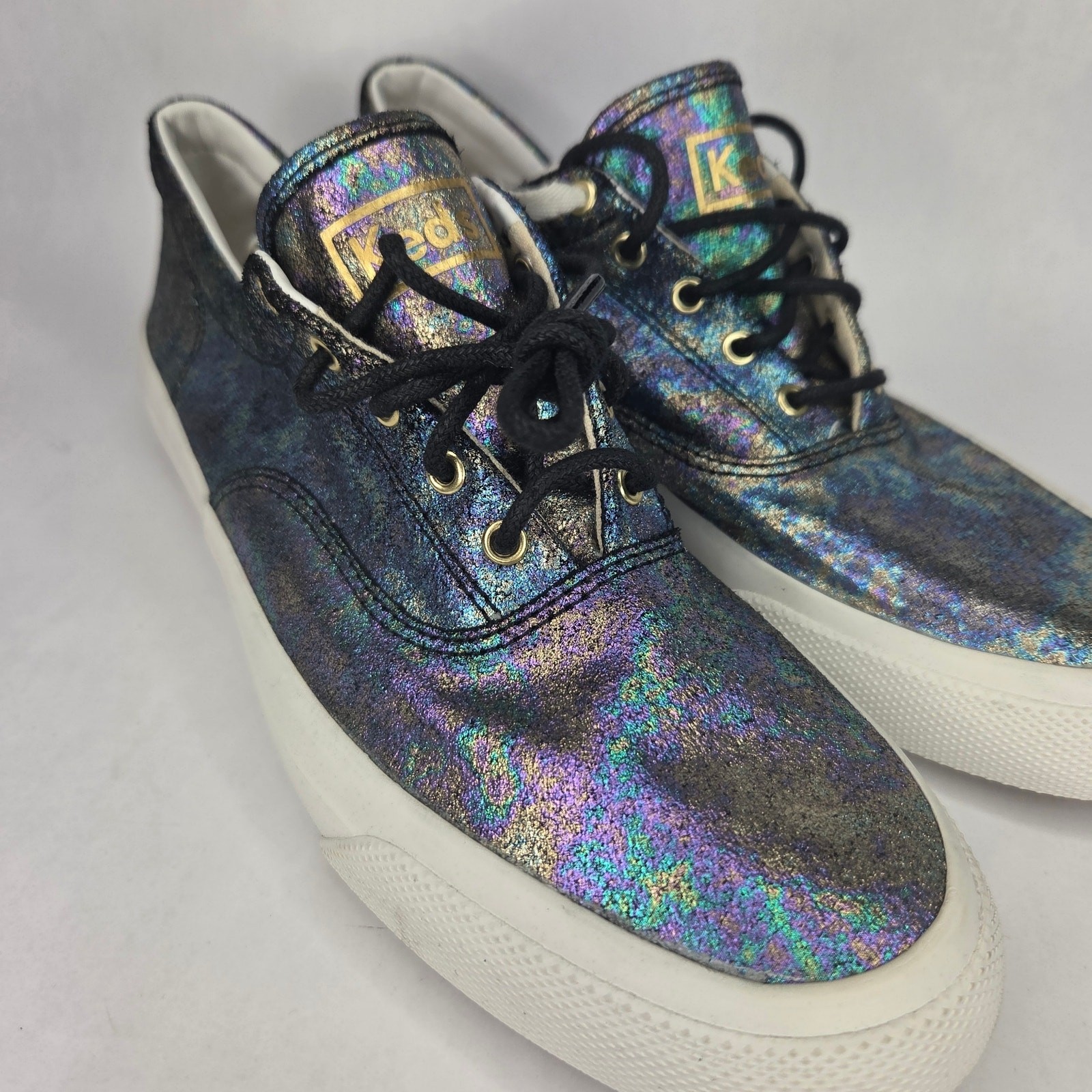 Keds Low Top Sneaker Holographic Iridescent Oil Slick Dream Foam Women’s 9.5