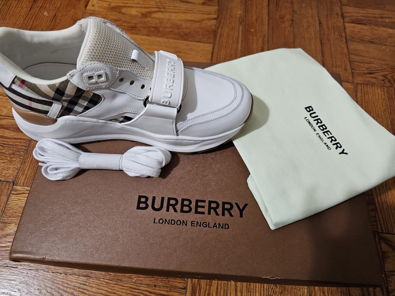 Women’s White Vintage Check Mid-Top AAA Sneakers with Logo Strap, Size 8