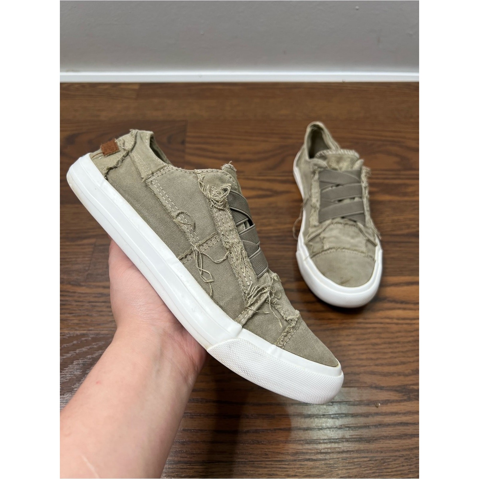 Blowfish Malibu Marley slip-on sneakers, distressed green size estimated 8.5
