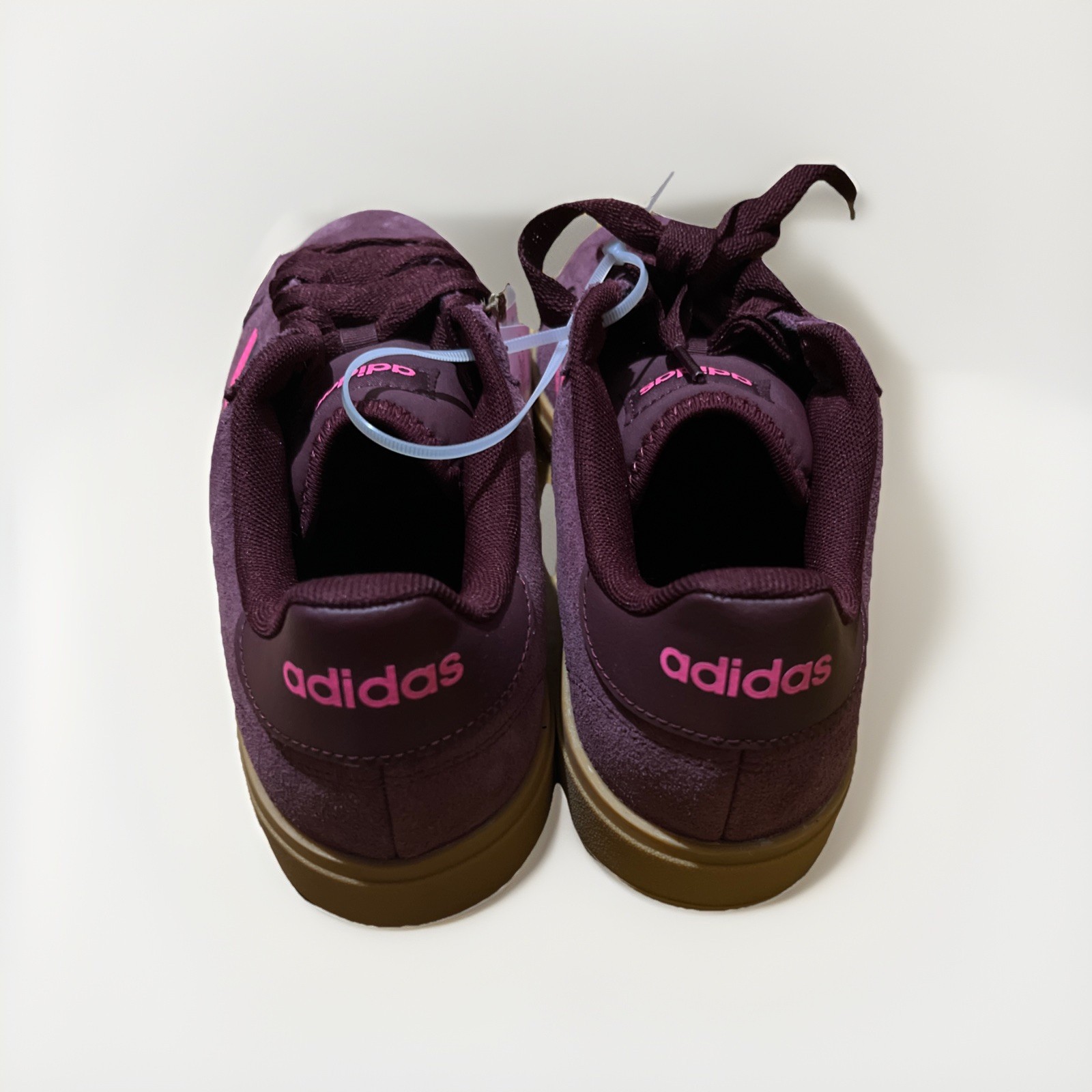 Adidas Grand Court Base 00– Women’s 11 – Tennis Shoes
