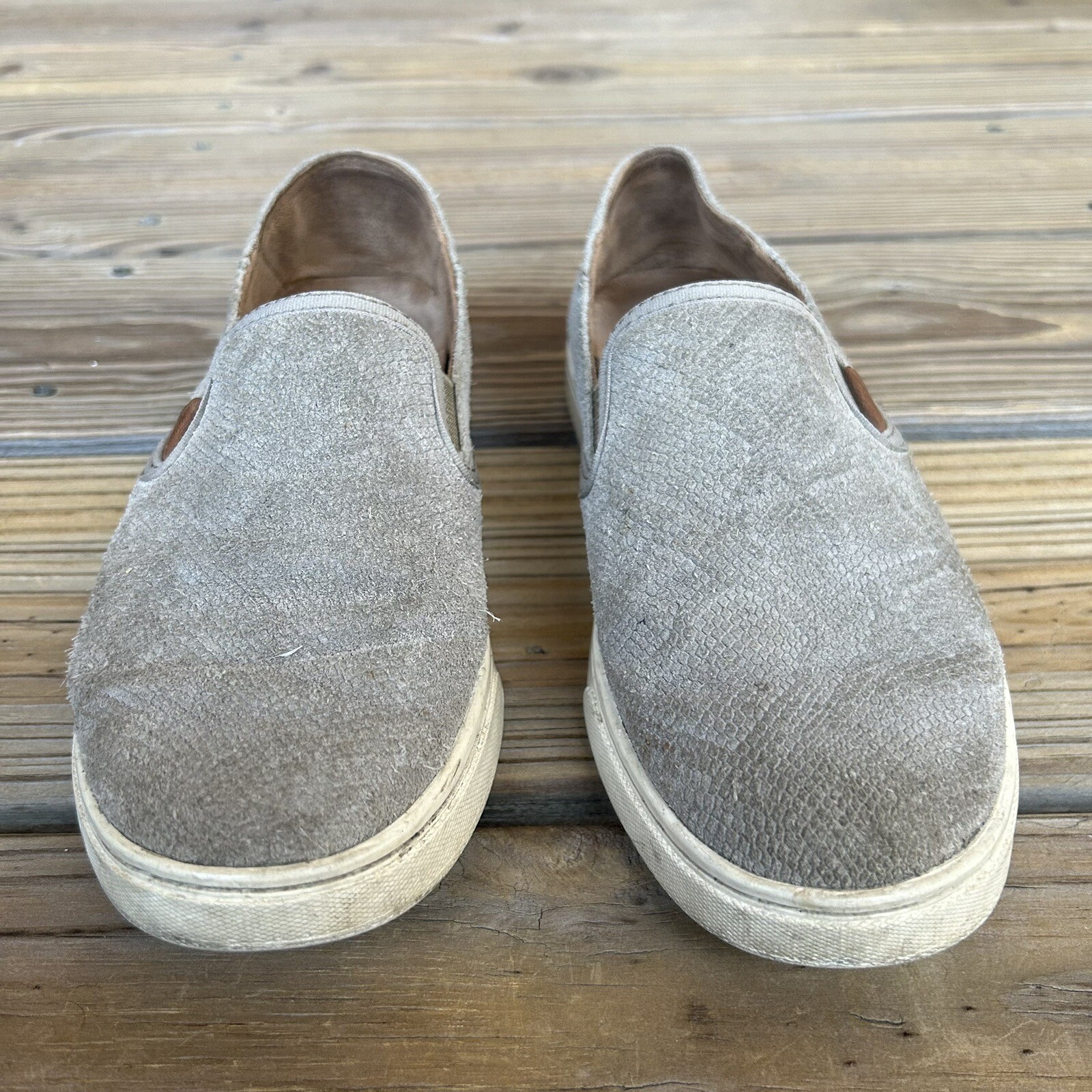 Olukai Pehuea Embossed Snake Print Light Gray Leather Slip On Shoes US Women’s 6