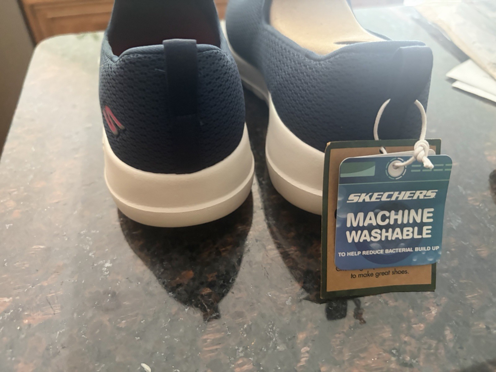 SKECHERS GOwalk Women’s Slip-On Mesh Shoes Navy/White/Pink 8.5 Washable