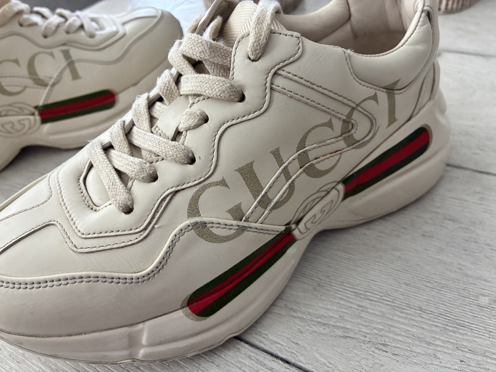 Gucci Rhyton Beige Logo Red-Green Stripe Leather Women’s Casual Sneakers