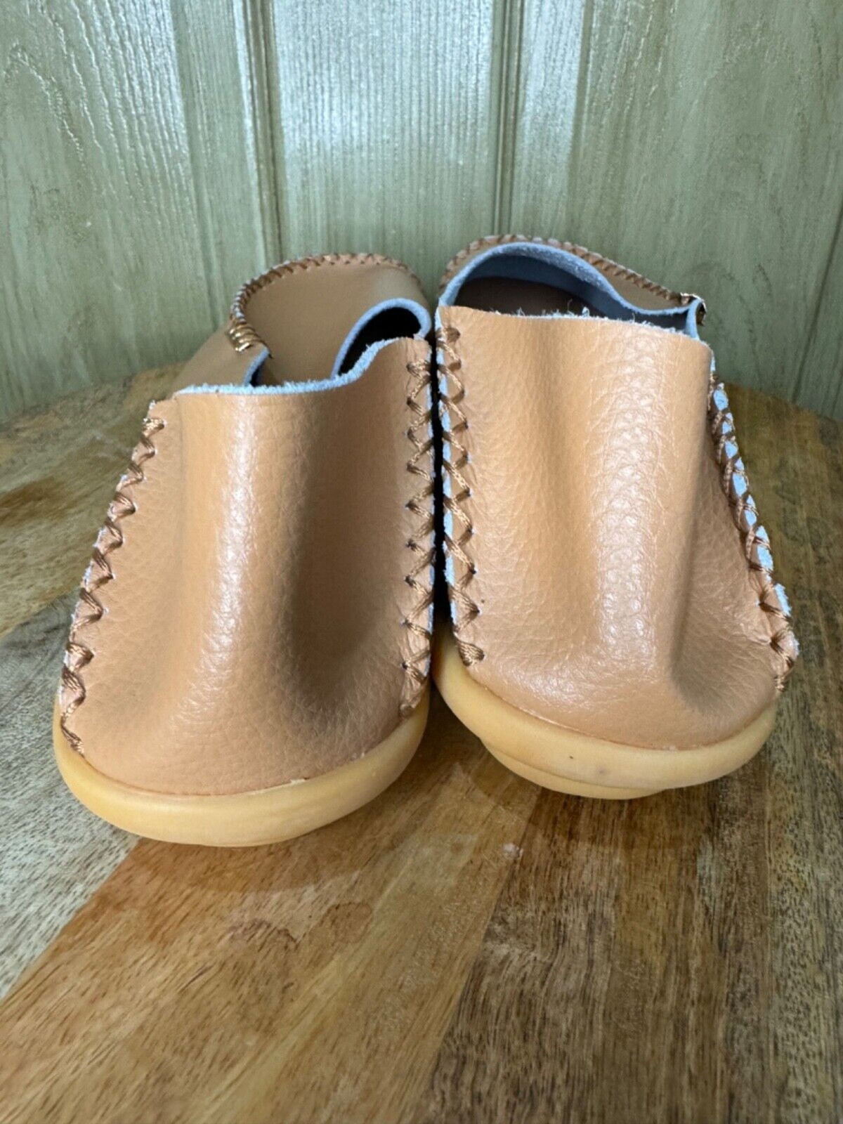 Women’s Venus Celia Size 11 Tan Comfort Walking Shoes With Rubber Soles NEW