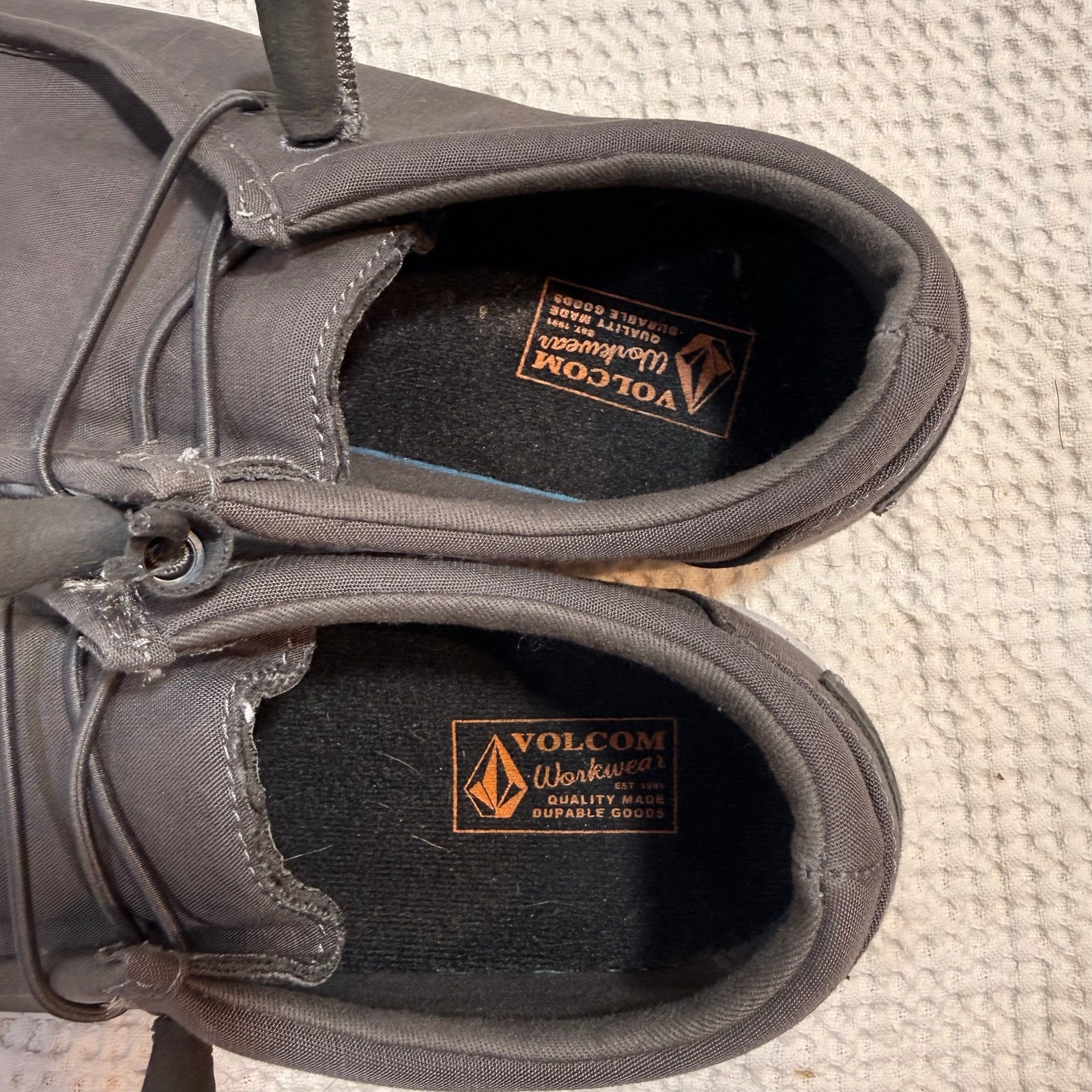Volcom Workwear Composite Toe Canvas Slip Resistant Safety Toe Shoe Womens 7
