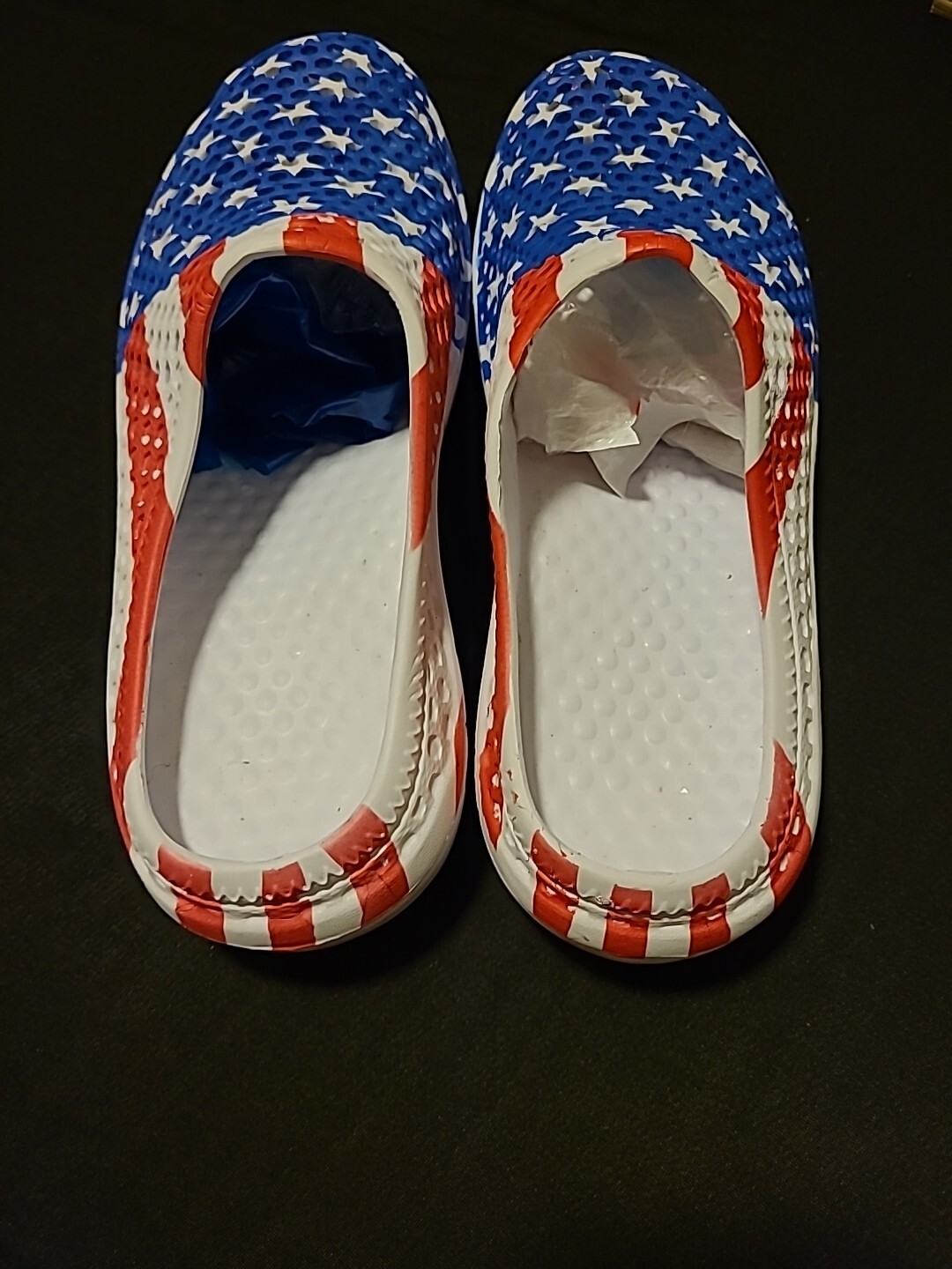 STARS & STRIPES RED WHITE & BLUE PATTERN CLOGS SZ 8 #61