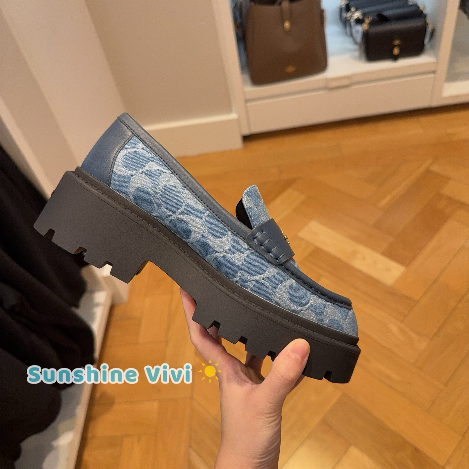 NEW In Box COACH Women’s Lucy Lug Sole In Signature Denim Indigo CDF78