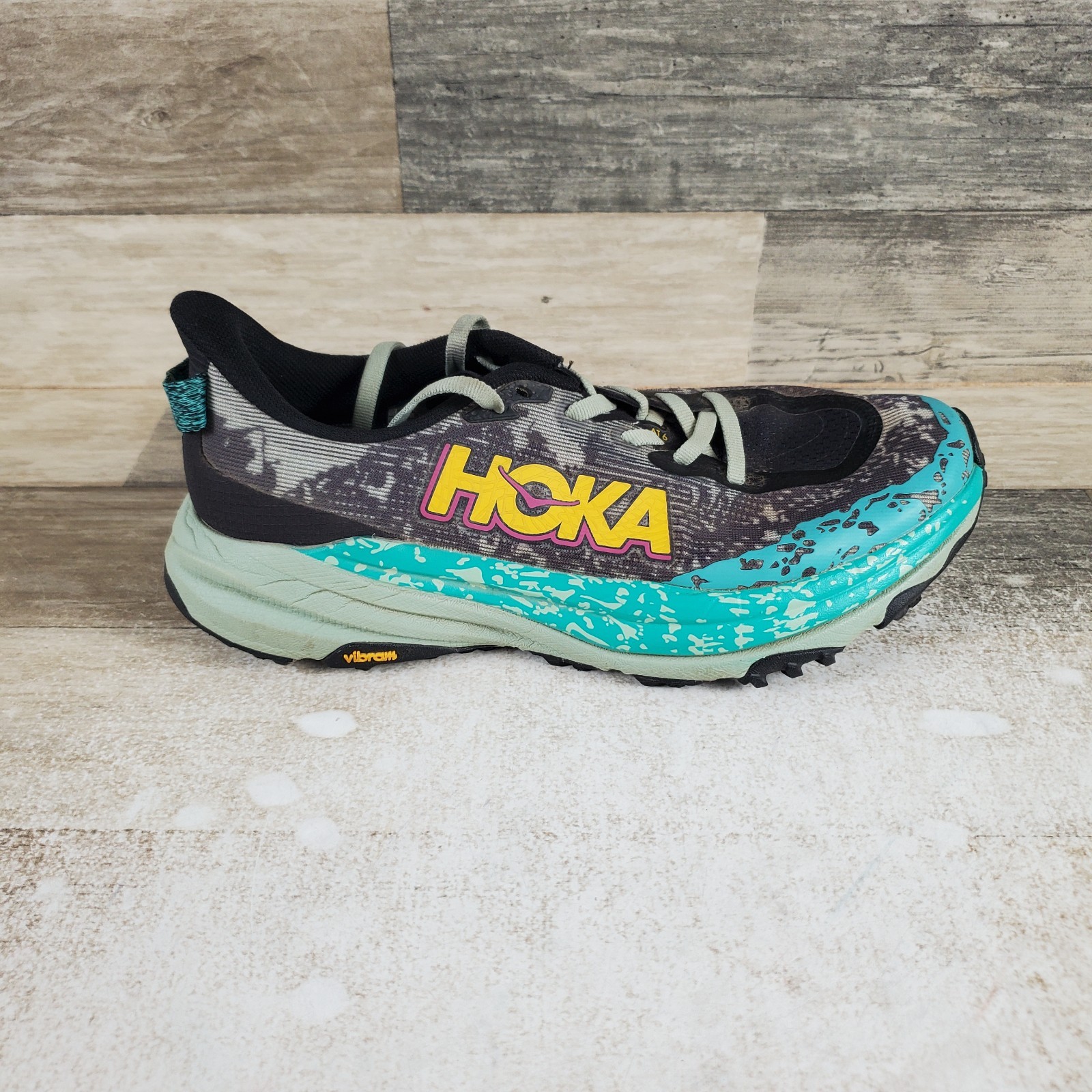 Hoka One One Speedgoat 6 Womens Running Shoes Sz 7.5 B Black Aloe Vera Sneakers