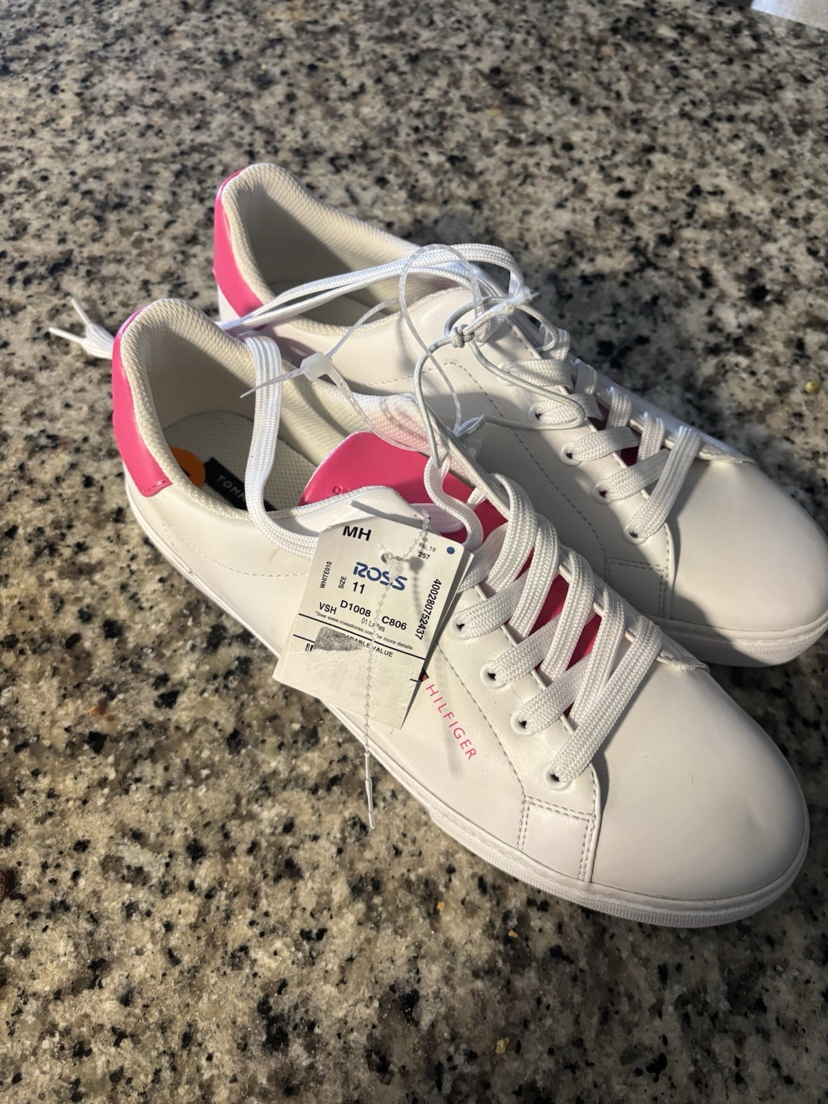 Tommy Hilfiger Men’s White/Pink Low Top Lace-Up Sneakers, Solid Casual