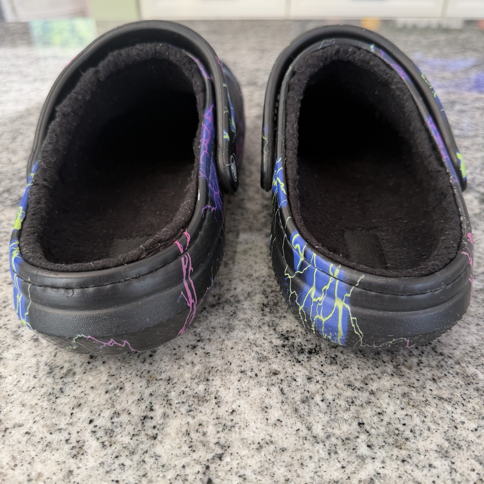 CROCS Classic Lined Clogs Black w Multicolor Lightning Bolts- Men’s 8/Women’s 10