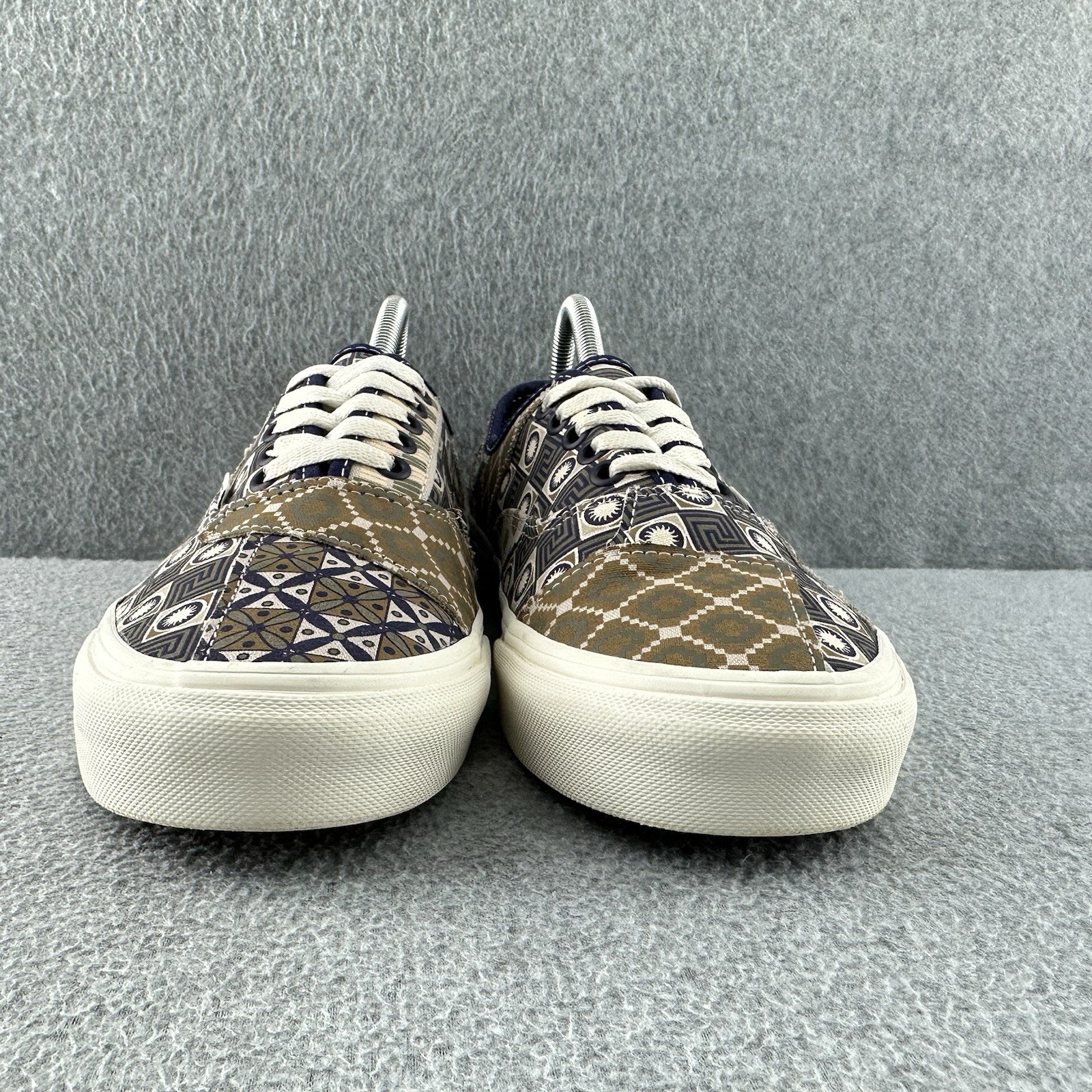 Vans Low Geo Trek Patchwork Womens Size 10 Aztec Tribal Geometric Shoes Sneakers