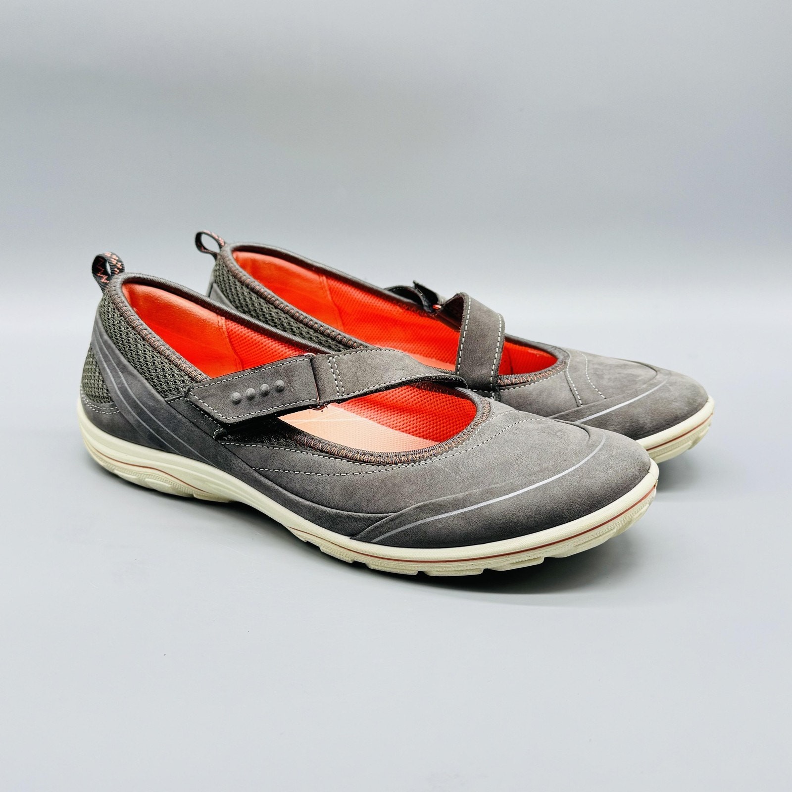 Ecco Shoes Womens 9 Gray Suede Mary Jane Arizona Comfort Walking Lightweight
