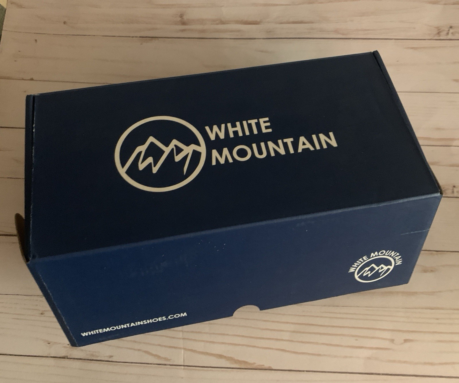 White Mountain Navy Blue Mary Jane Sneakers Shoes Women’s 7 W37202