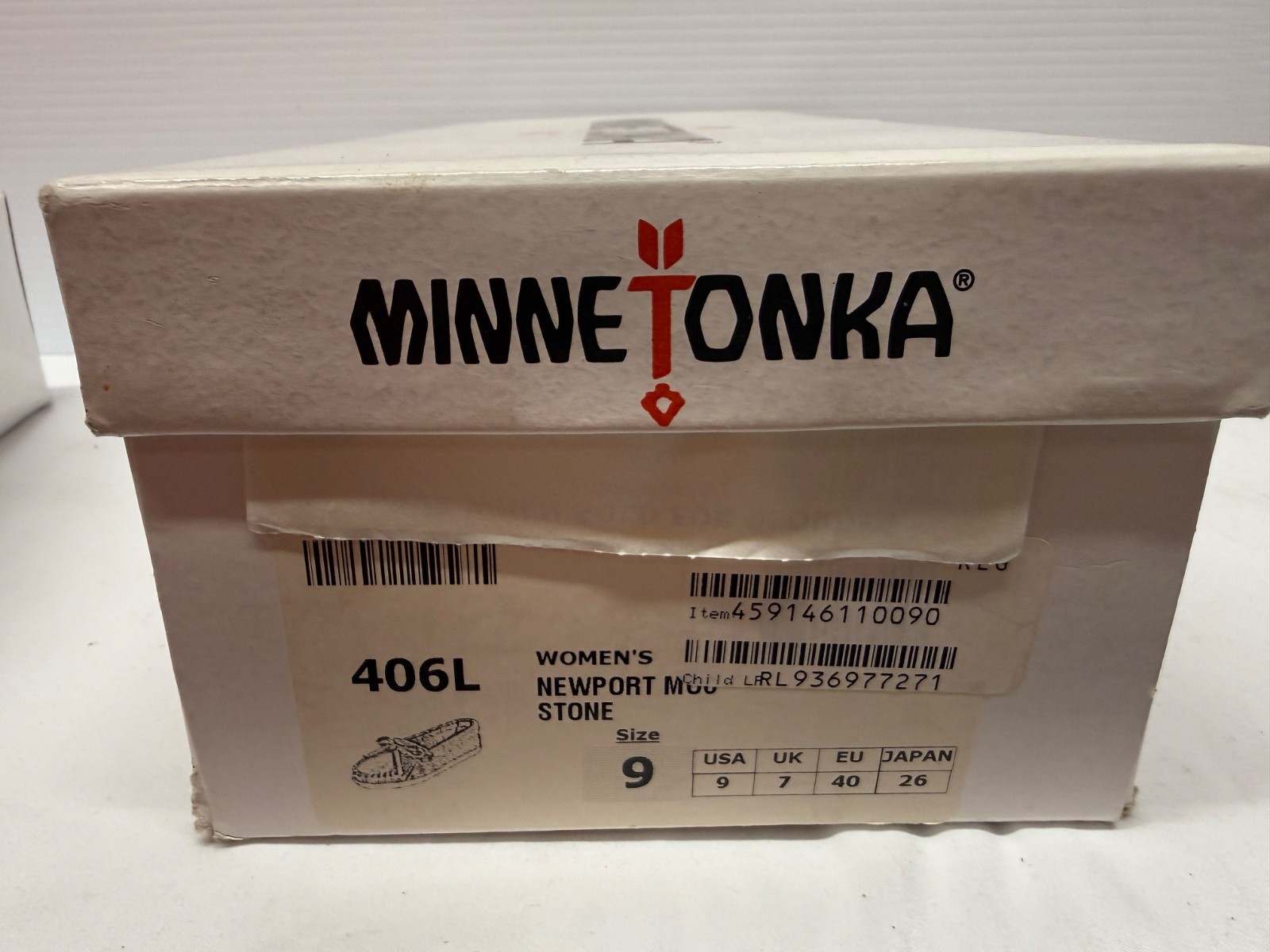 Womens Size 9 Minnetonka Newport STONE Suede Slip On Moccasin Shoes 9 new