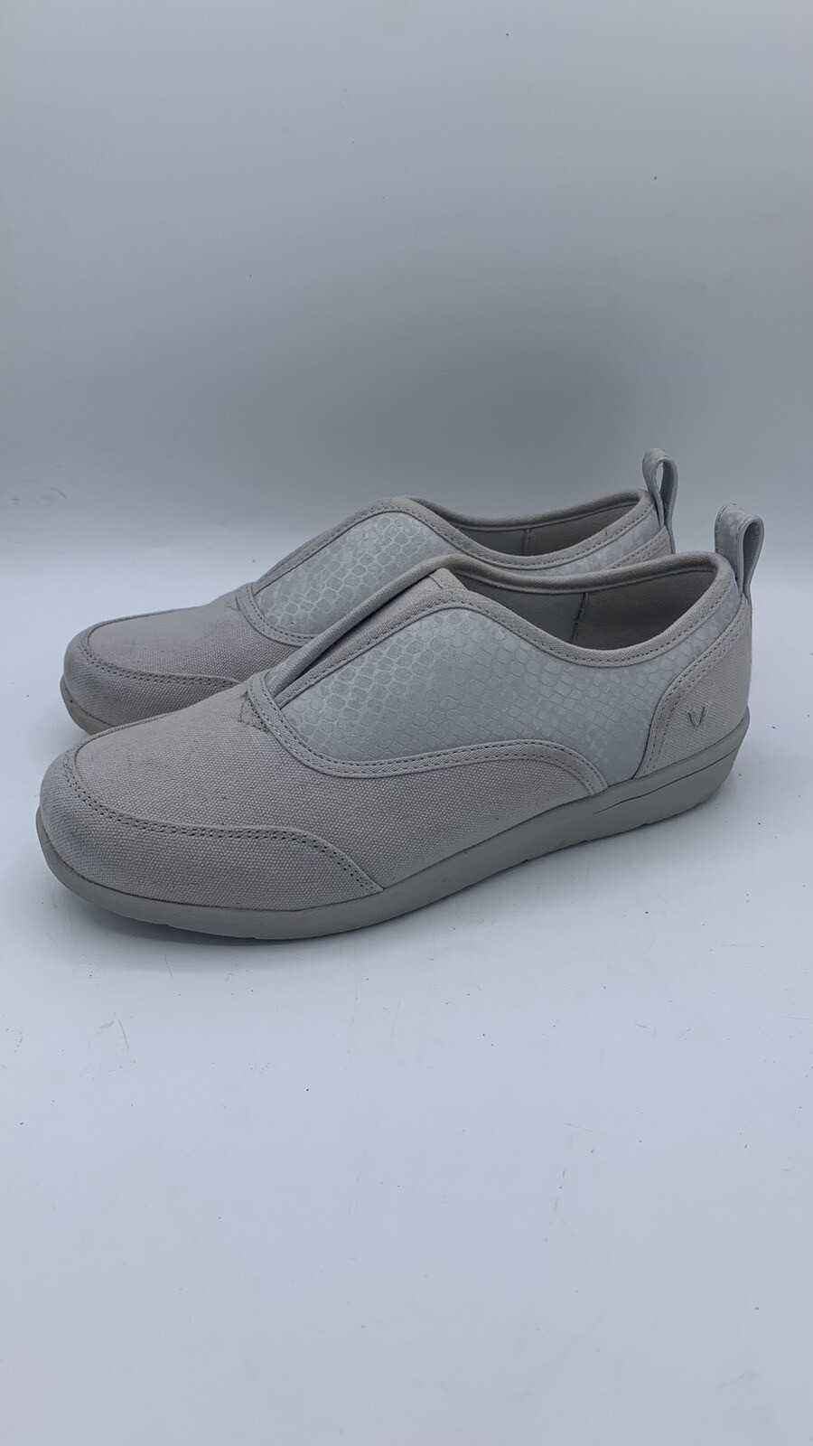 Vionic Magnolia Denver Slip On Sneaker Comfort Shoes Arch Support Lt Gray