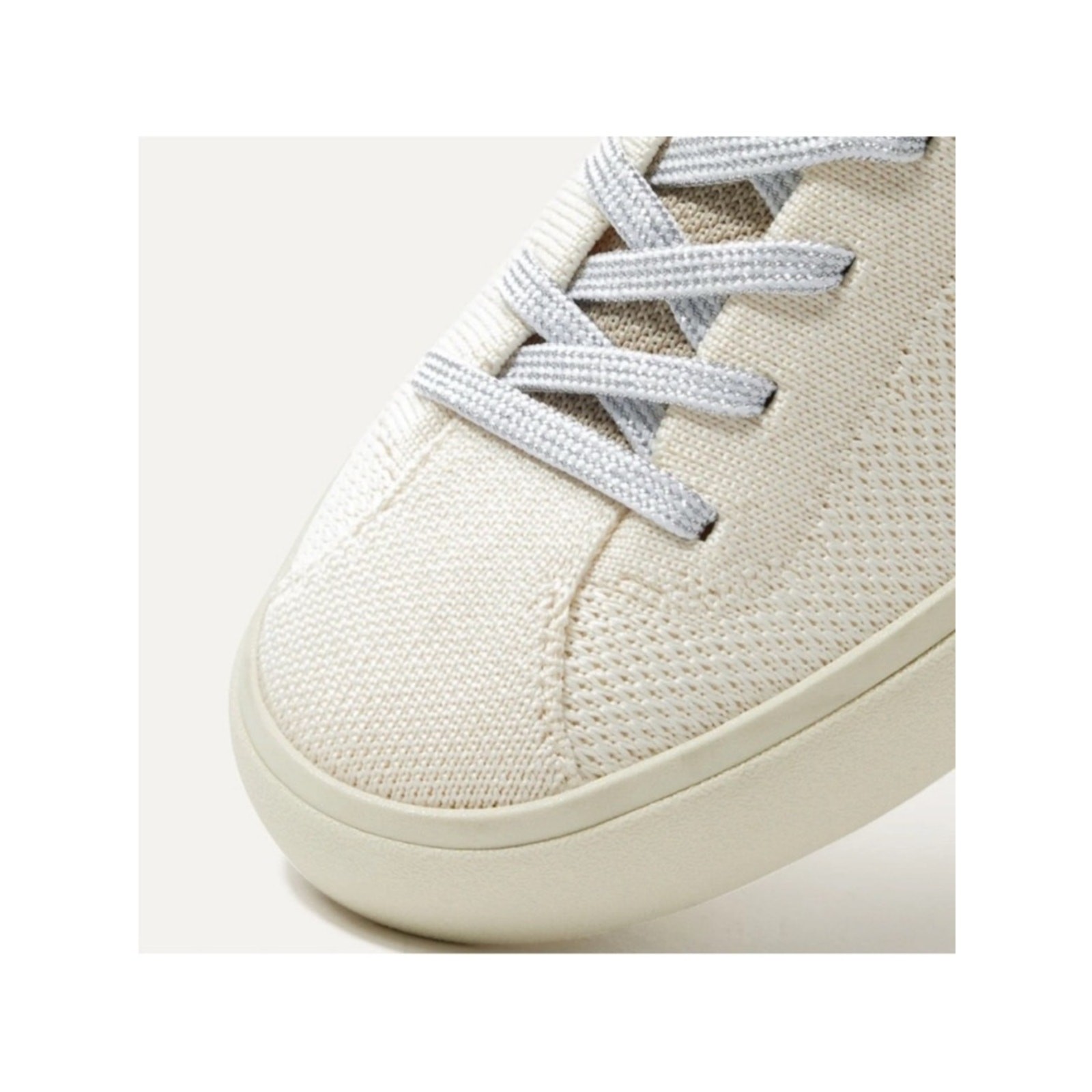 Rothy’s Lace Up Sneaker – Diamond Twill – Size 12.5