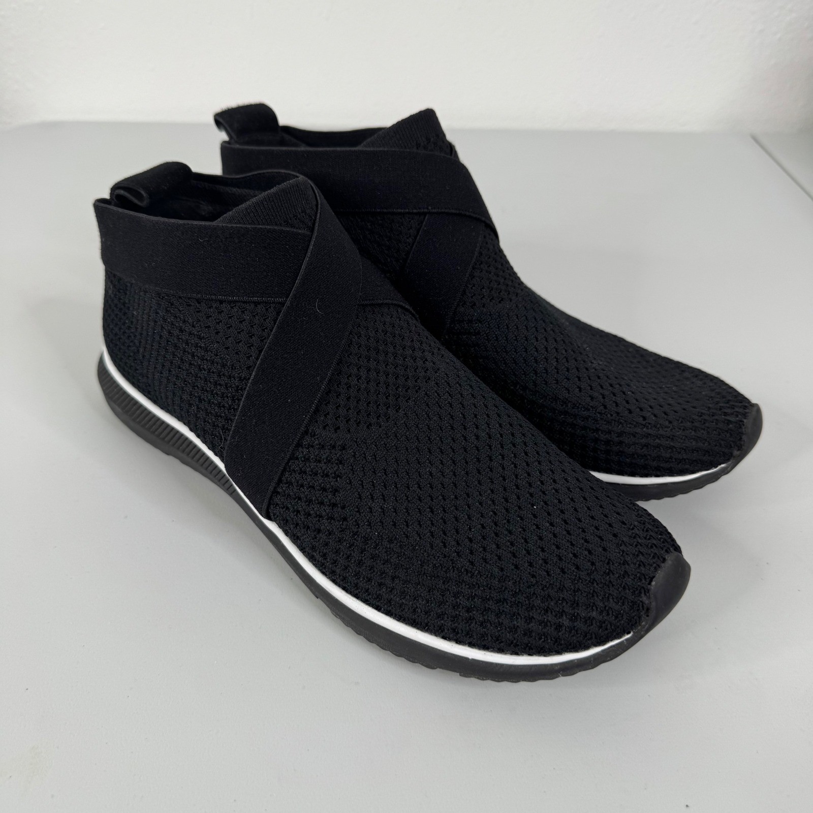 Eileen Fisher Zing Sustainable Stretch Knit Sneakers in Black Size 8