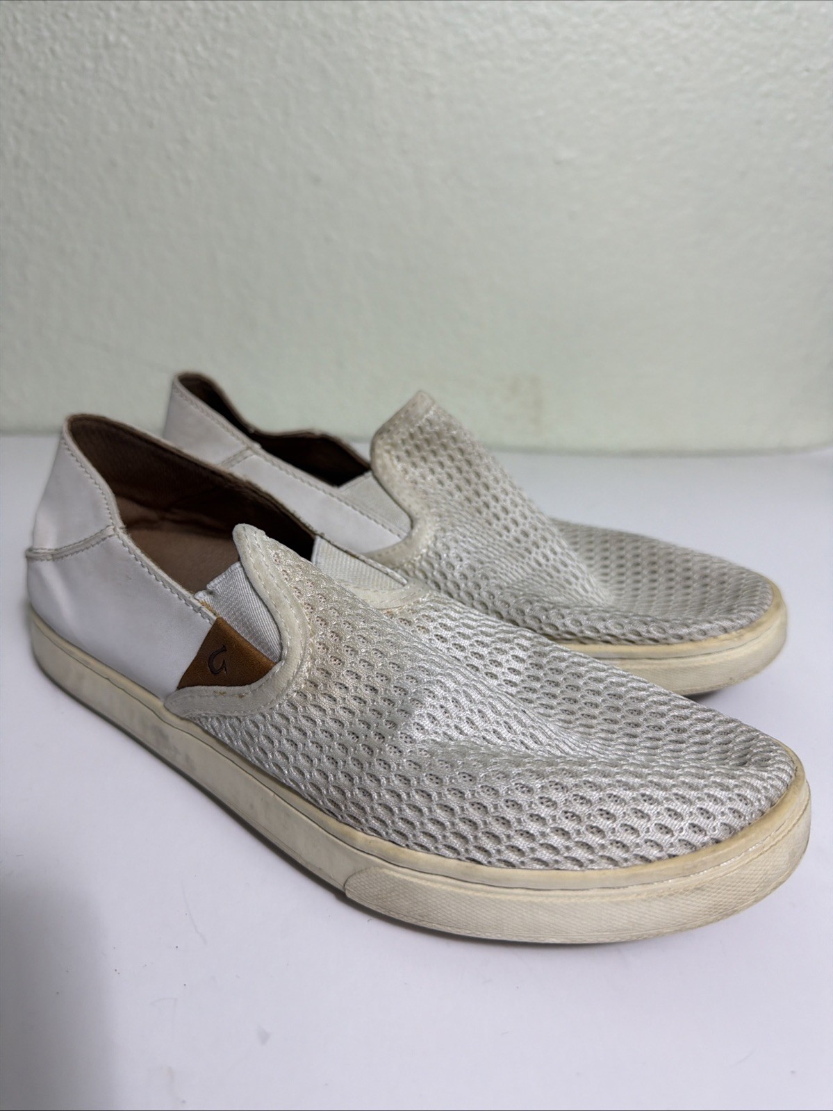 Olukai Shoes Womens 7 Pehuea Slip On Comfort Sneakers 20271-WBWB White Stains