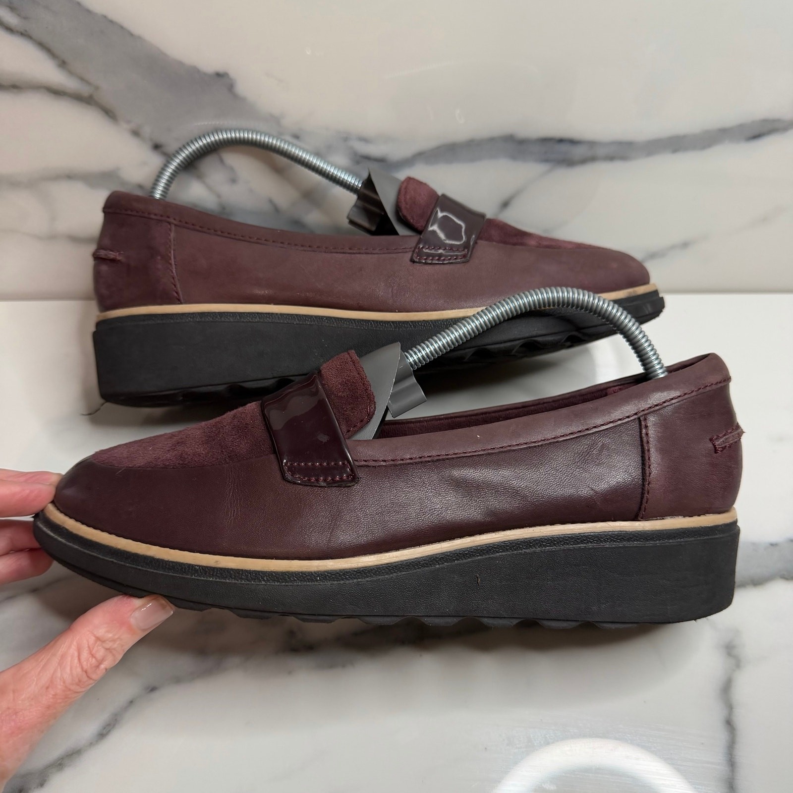 Clarks Women’s Burgundy Slip-On Wedge Sharon Gracie Loafers Sz 7 Comfort Classic