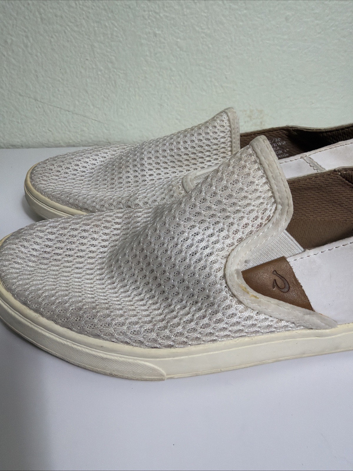 Olukai Shoes Womens 7 Pehuea Slip On Comfort Sneakers 20271-WBWB White Stains