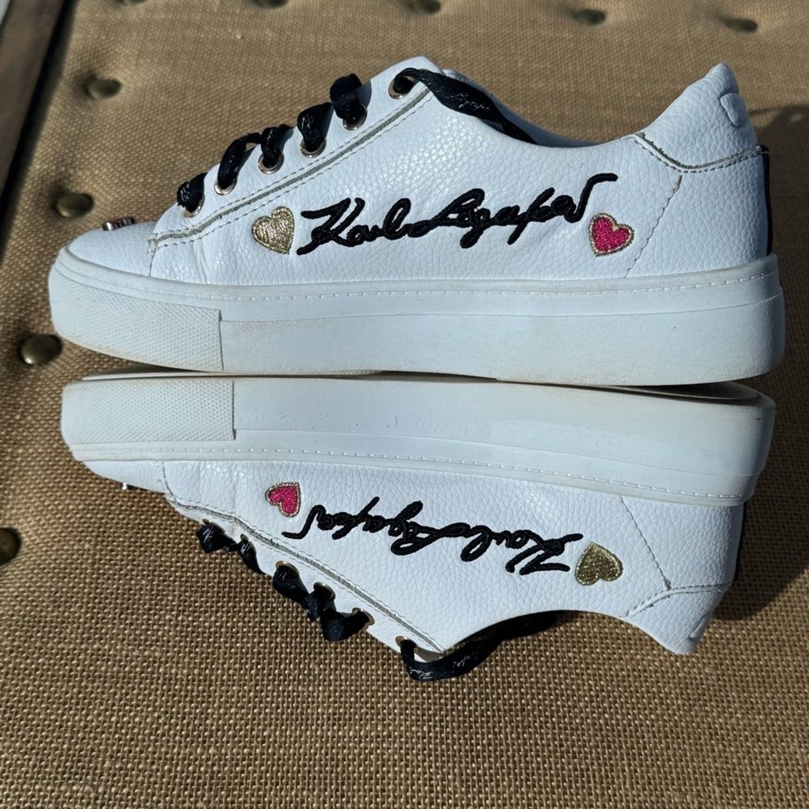 Karl Lagerfeld Paris Cate Pins Sneakers White Leather Heart Pins Charm Women 6M