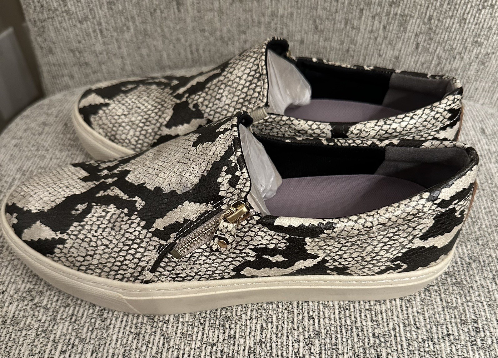 New Dr Scholls Shoes Womens 10 Snake Print Zip Loafers