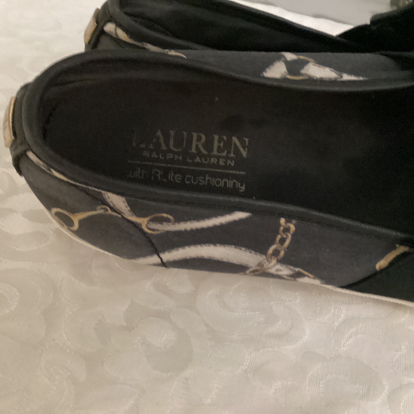 RALPH LAUREN JINNY SNEAKERS BLACK W/ EQUESTRIAN PATTERN SIZE 10 GOOD CONDITION